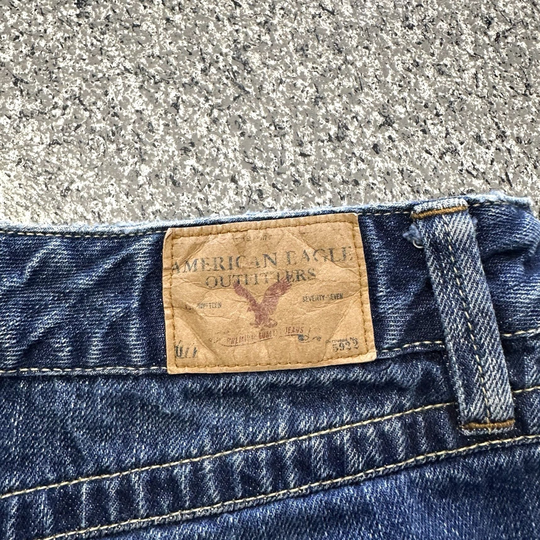 American Eagle Outfitters VINTAGE American Eagle Denim Skirt Mini Womens 8 Blue Distressed Hem 31x12 Y2K Size 30" / US 8 / IT 44 - 4 Thumbnail