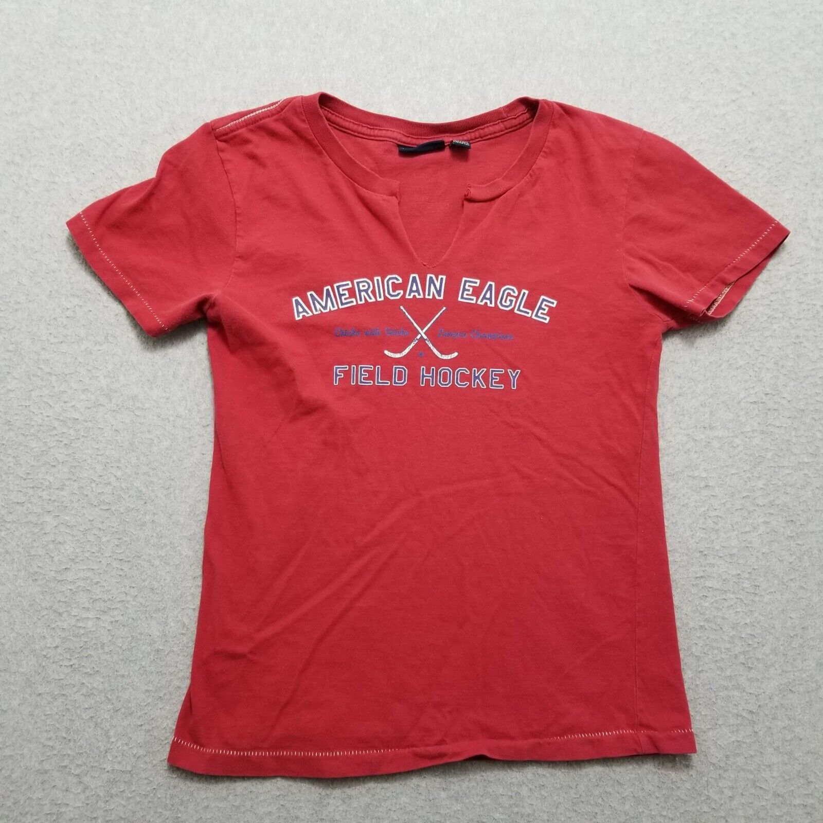 American Eagle Outfitters American Eagle Shirt Womens XS Red Crew Neck Single Stitch Size XS / US 0-2 / IT 36-38 - 1 Thumbnail