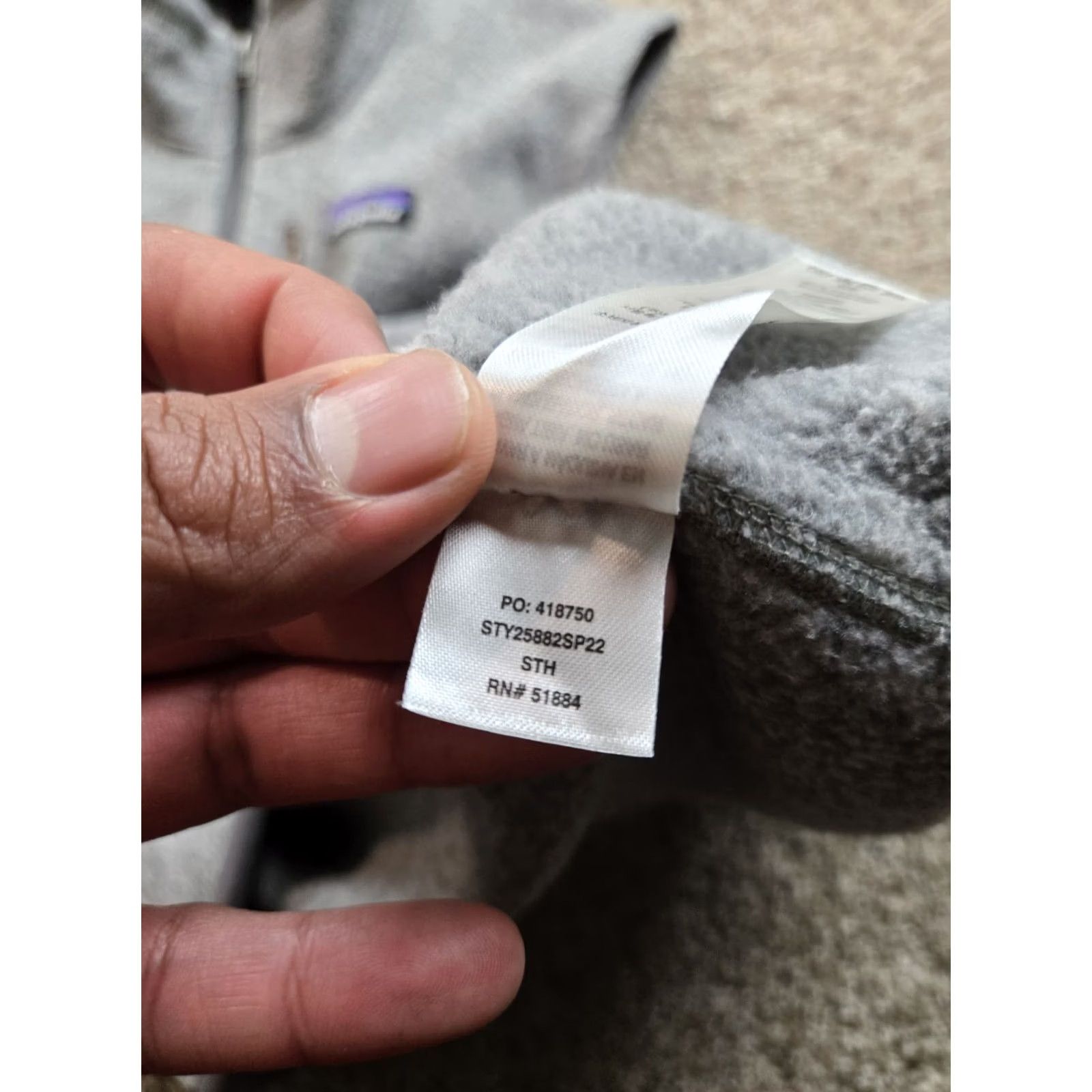 Patagonia Patagonia Vest Mens XL Gray Full Zip Pockets Fleece Sweater Style Outdoor Mock Neck Slim Size US XL / EU 56 / 4 - 7 Thumbnail