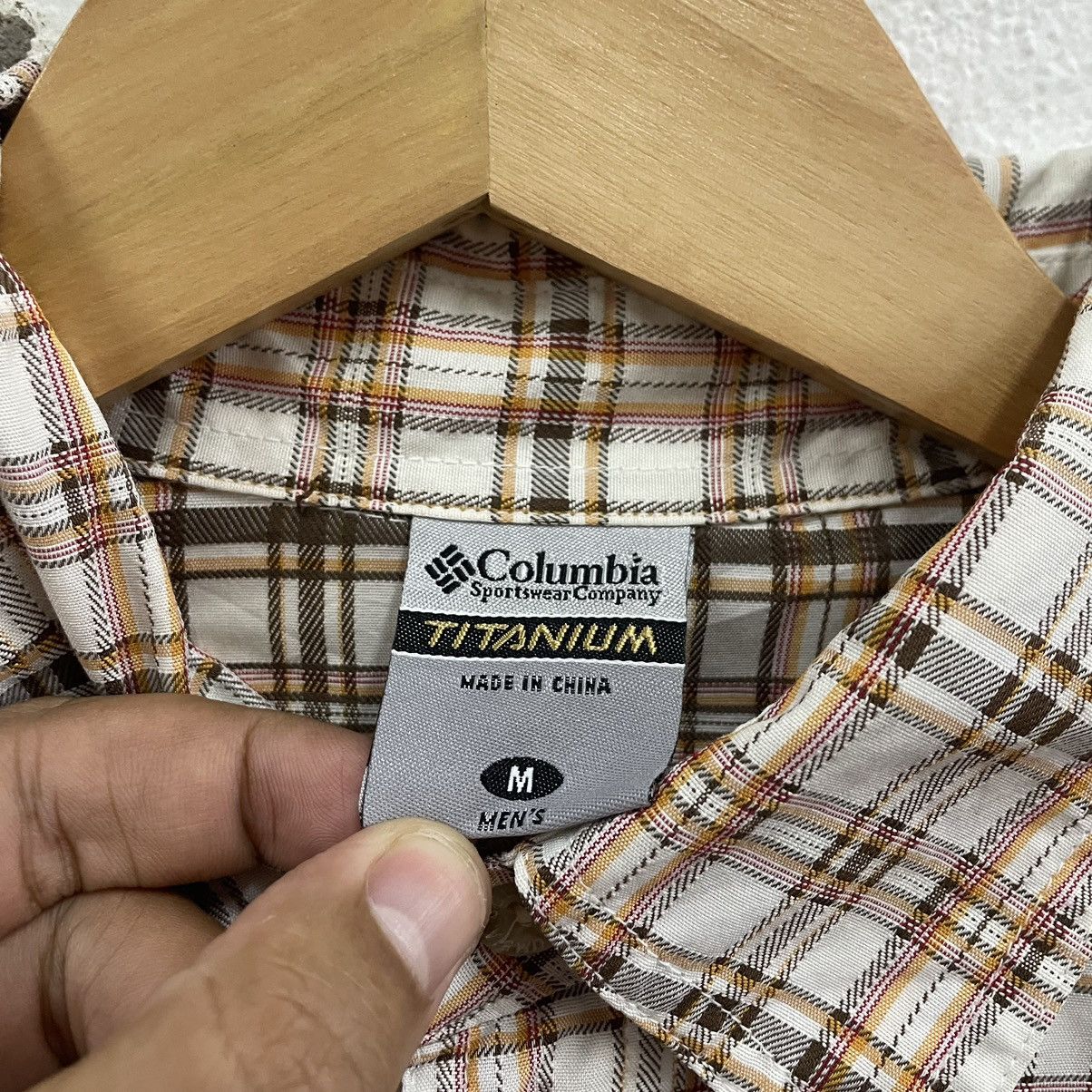 Columbia × Vintage 🔥Vintage Columbia Titanium Checkerd Plaid Buttons Shirts Size US M / EU 48-50 / 2 - 11 Thumbnail
