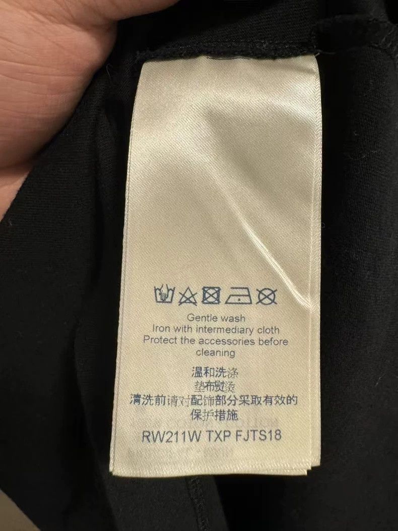 Other Louis Vuitton Neckline chain slogan short sleeve Size US S / EU 44-46 / 1 - 4 Thumbnail