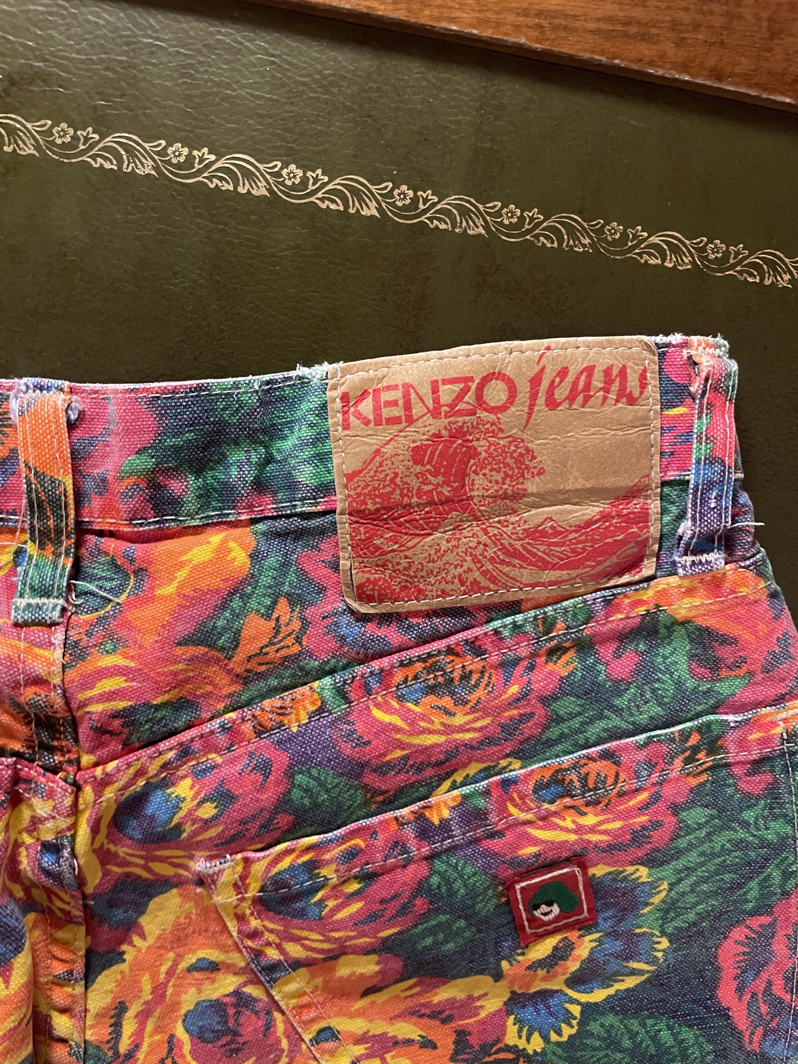 Kenzo Vintage 80s Kenzo Rainbow Floral Pride Pants Size 30 Fits 27 Size 28" / US 6 / IT 42 - 7 Thumbnail