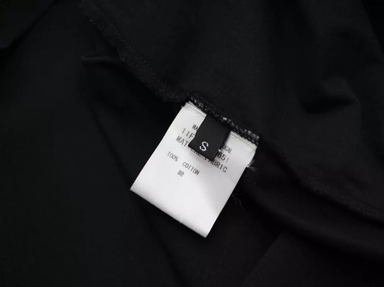 Givenchy Givenchy 11FW black skirt dog short sleeve 2506-Nextarrow Size US S / EU 44-46 / 1 - 9 Thumbnail