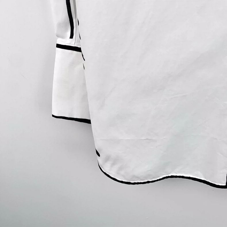 Fendi FENDI White logo graffiti lined cotton notch collar long-s Size XS / US 0-2 / IT 36-38 - 4 Thumbnail