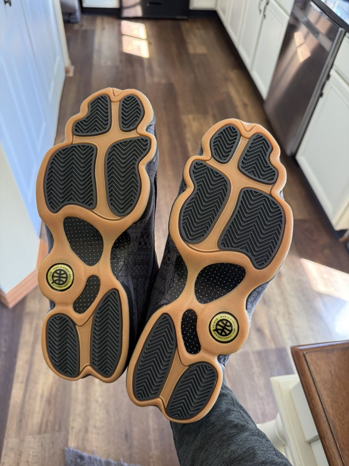 Jordan Brand Jordan 13 Low Quai 54 Size US 10 / EU 43 - 3 Thumbnail