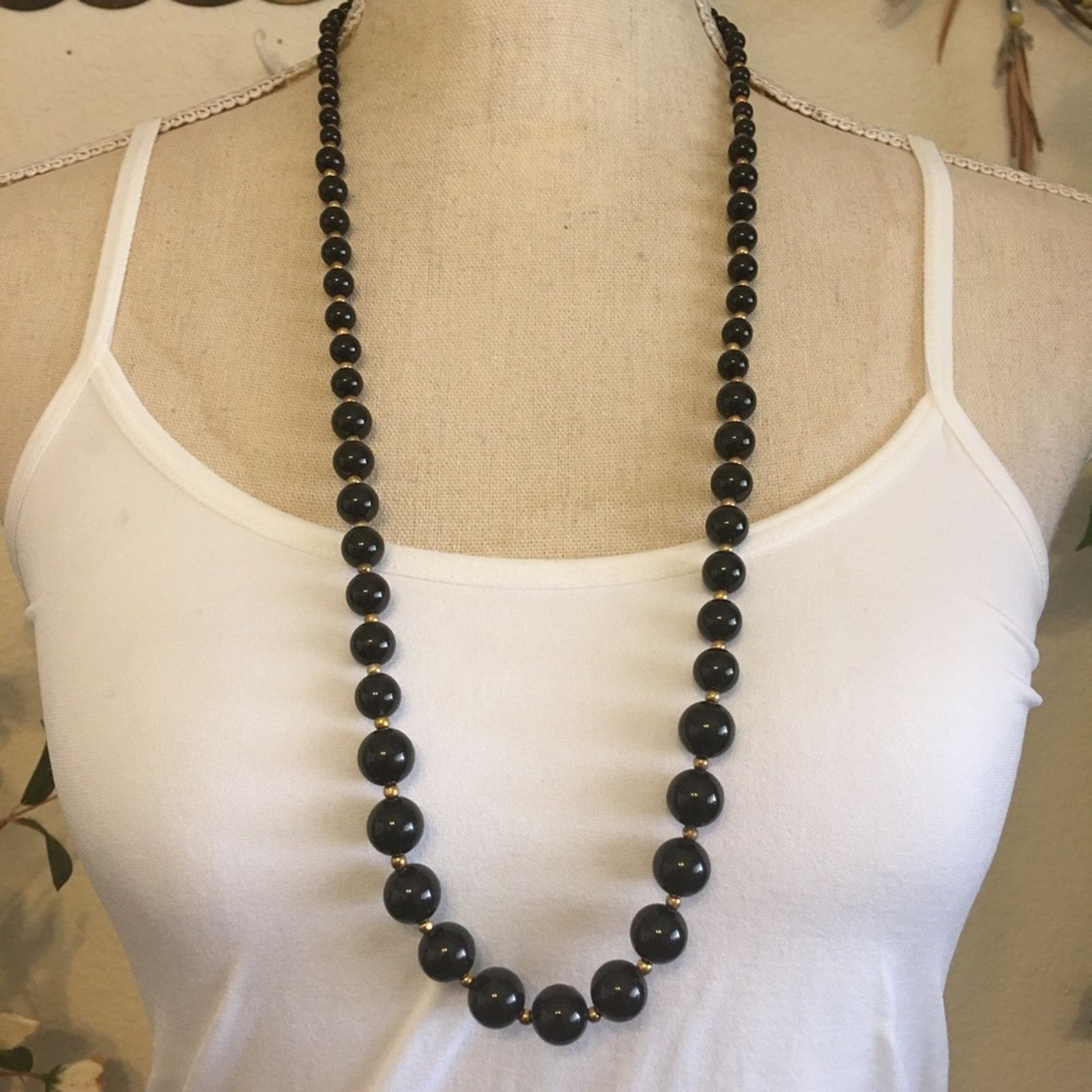 Vintage Vintage 80s-90s black graduated bead necklace Size ONE SIZE - 1 Thumbnail