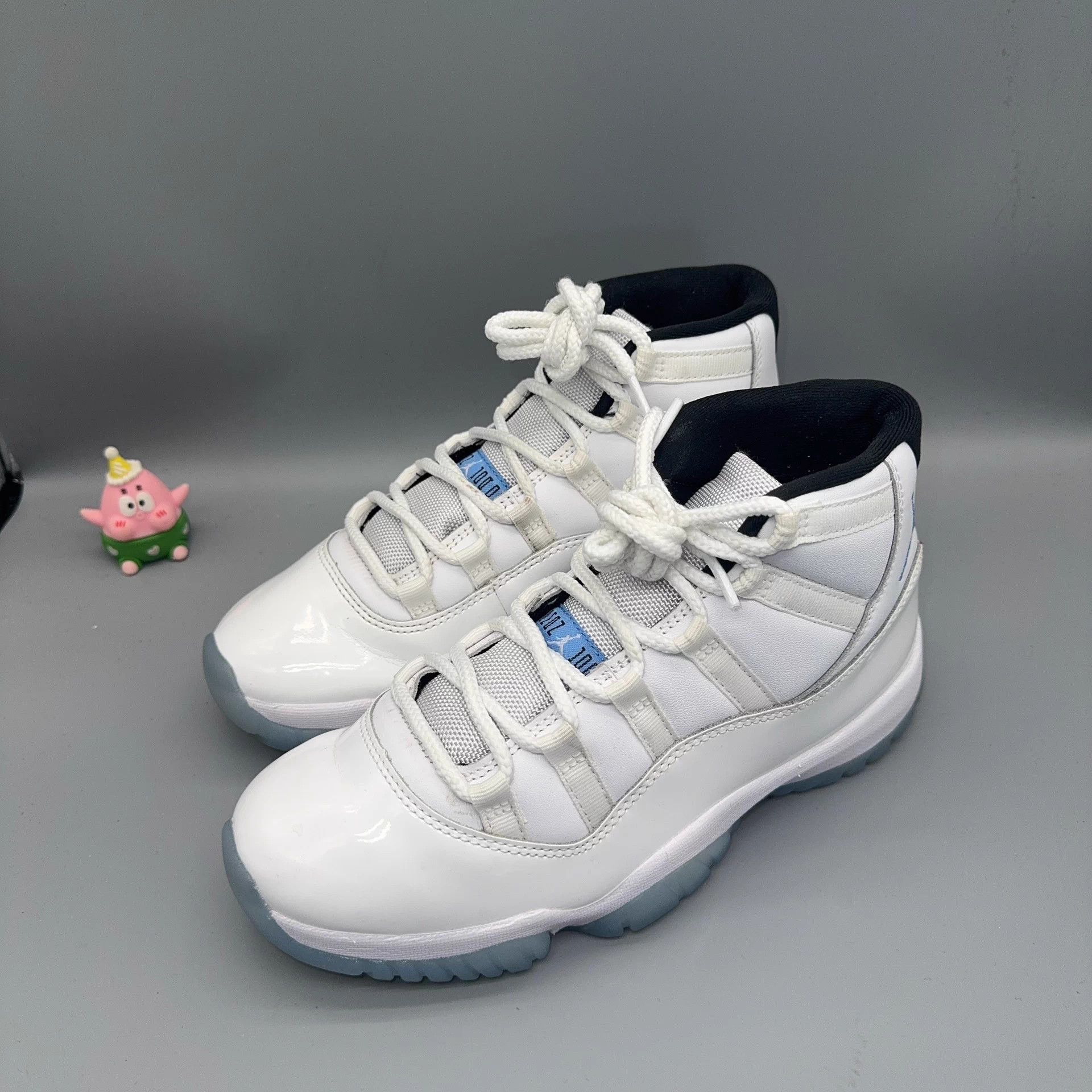 Jordan Brand Jordan AJ11 Legend Blue 40充新轻微磨损 Size US 7 / EU 40 - 1 Thumbnail