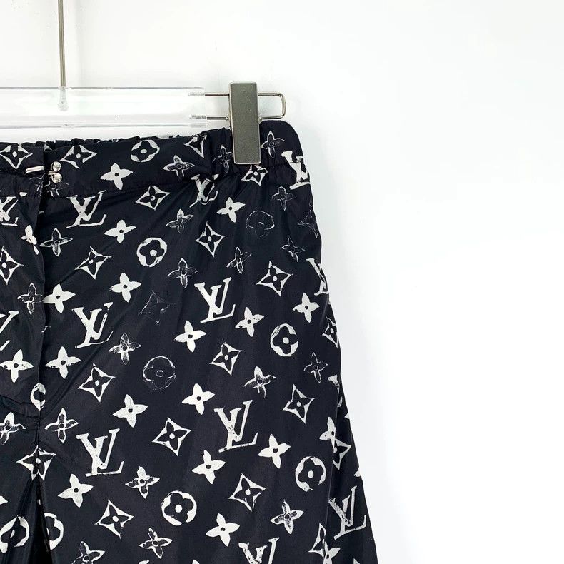 Louis Vuitton Louis Vuitton Black logo, full print, leggings, slacks pan Size US 42 / EU 58 - 3 Thumbnail