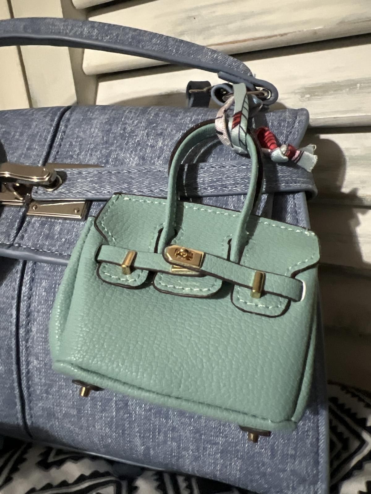 The Unbranded Brand Mini Mint Green Faux Leather Handbag Charm Keychain Size ONE SIZE - 1 Thumbnail