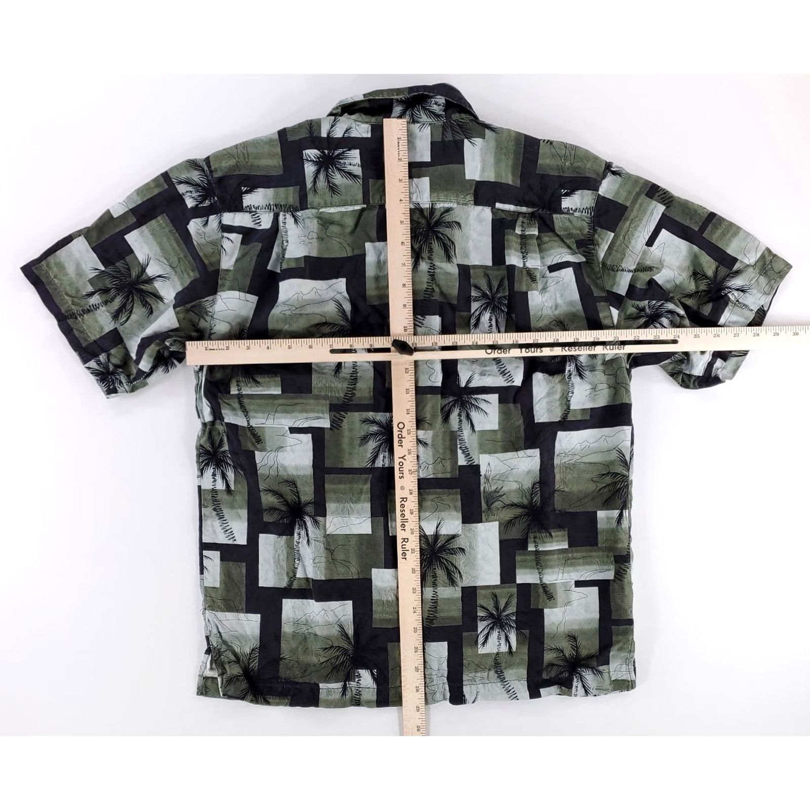 Tommy Bahama Tommy Bahama Hawaiian Button-Up Shirt Silk Short Sleeve Black Green Mens M Size US M / EU 48-50 / 2 - 4 Thumbnail