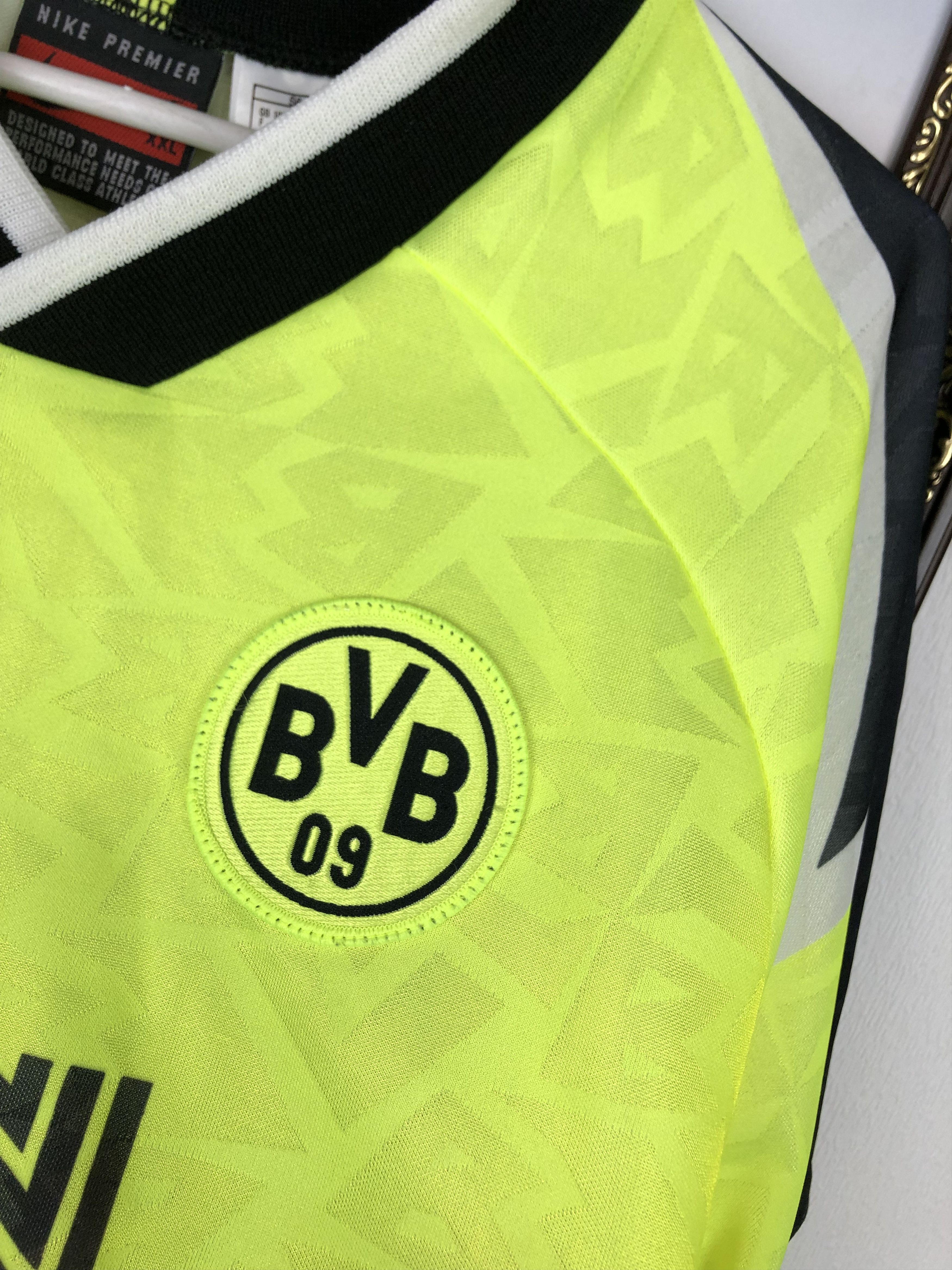 Nike Borussia Dortmund football shirt 1996 Nike Deutscher Tee Size US XXL / EU 58 / 5 - 4 Thumbnail