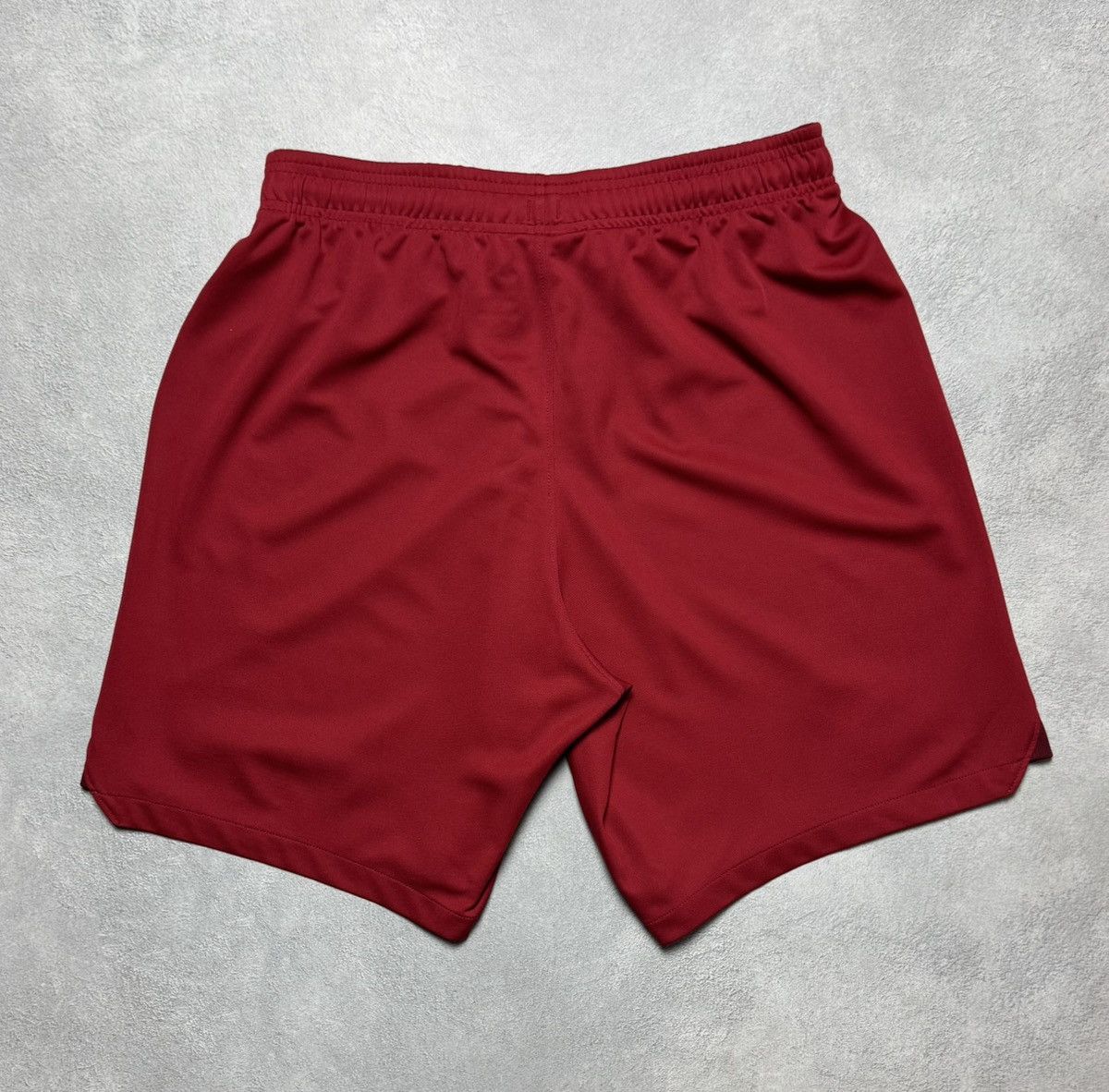 Nike Liverpool 2022 2023 Home Football Soccer Shorts Nike Size US 34 / EU 50 - 2 Thumbnail