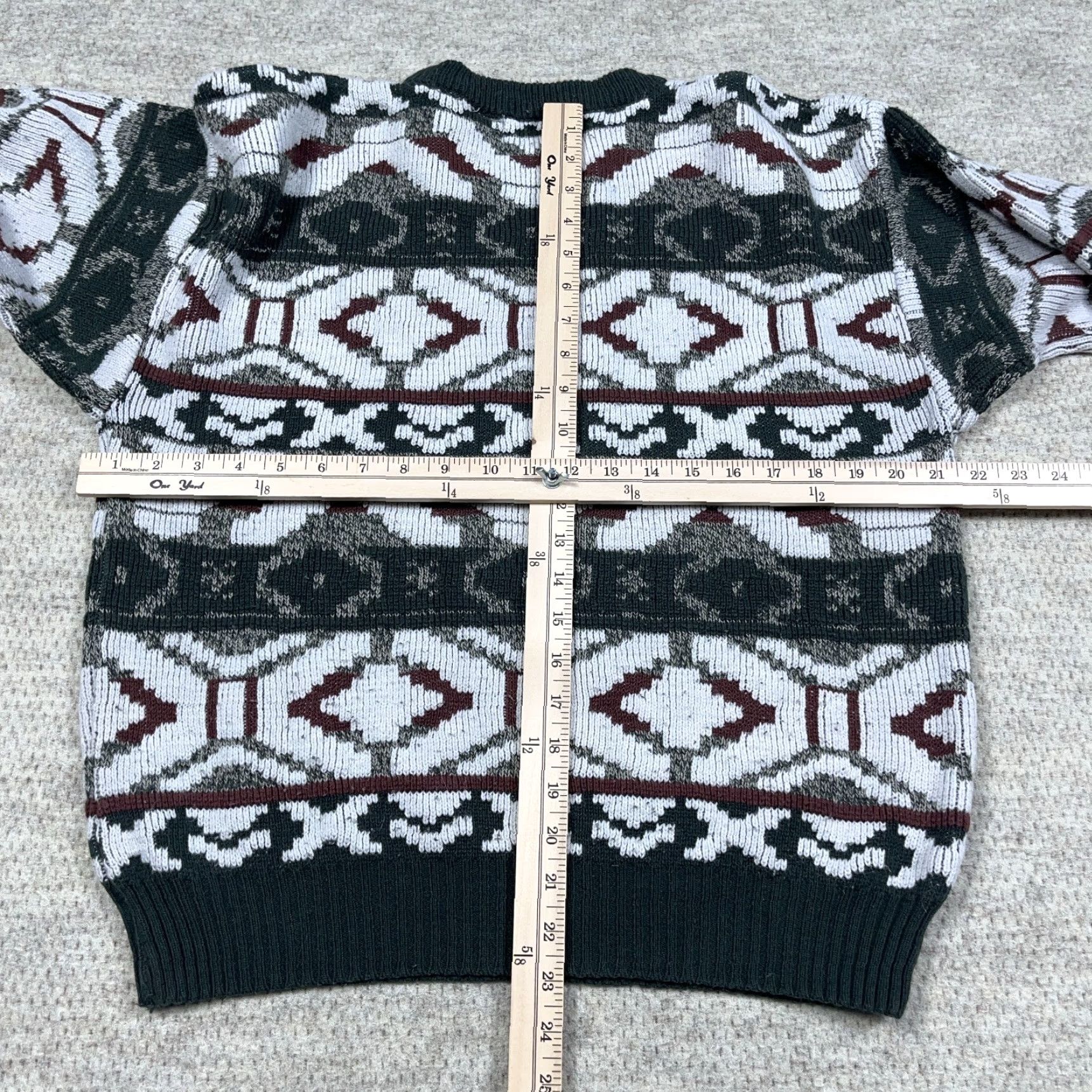 Vintage VINTAGE Grandpa Sweater Men Large Green White Geometric Knit Golf 90s Cosby N/A Size US L / EU 52-54 / 3 - 5 Thumbnail