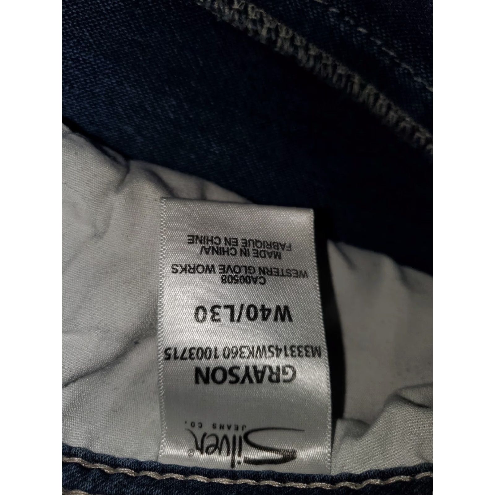 Silver Jeans Co. VINTAGE Silver Jeans Grayson Jeans Classic Medium Wash Mens Sz 40 Capri Length 2 Pair Modified Length Men 40 Blue Denim 5-Pocket Bootcut Capris Size US 40 / EU 56 - 7 Thumbnail