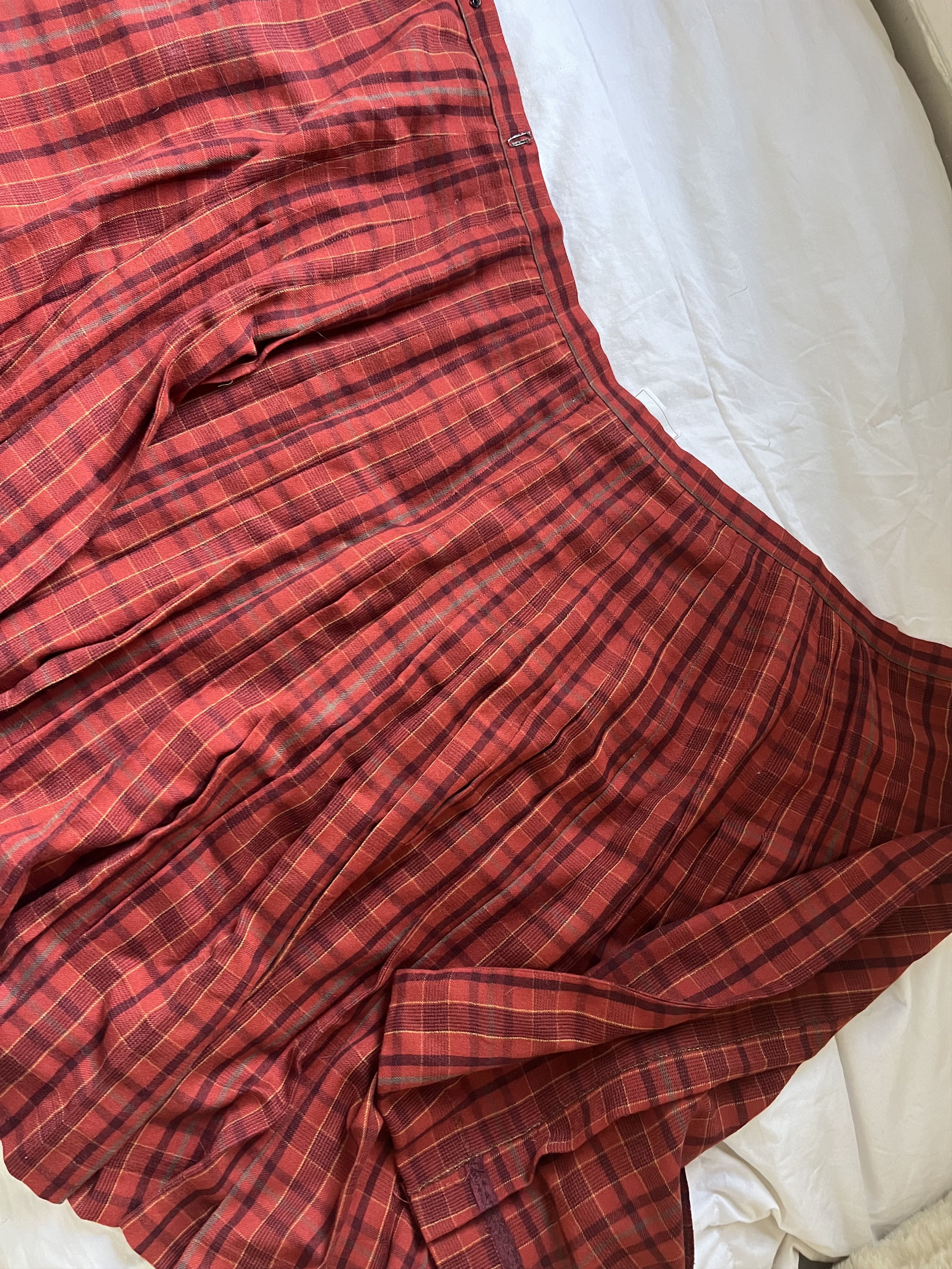 Yves Saint Laurent Vintage YSL Rive Gauche Wool Plaid Wrap Skirt Size 30" / US 8 / IT 44 - 7 Thumbnail