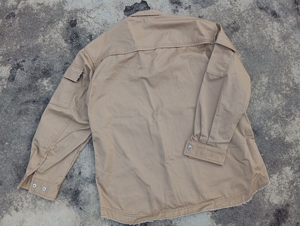 GU × Japanese Brand × Undercover Gu x Undercover Jacket Army Military 💣💥 Size US L / EU 52-54 / 3 - 5 Thumbnail