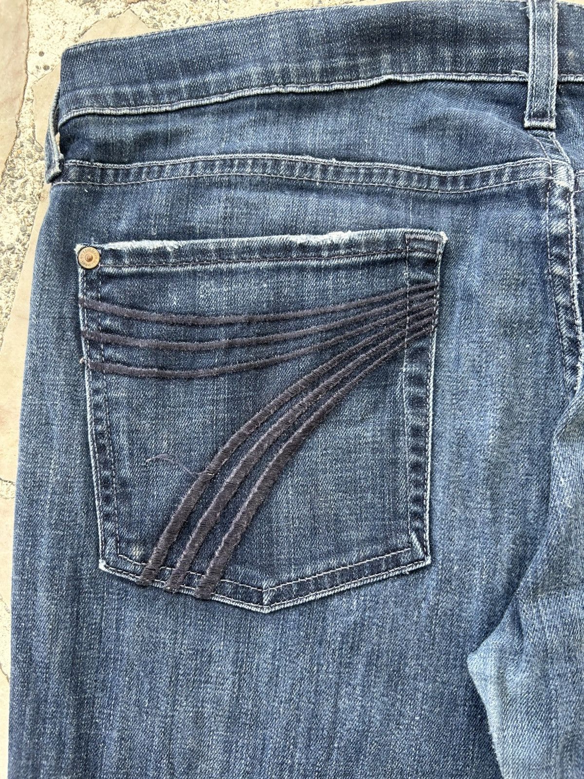 7 For All Mankind 7FAM Japan Flare Vintage Denim Size US 35 - 11 Thumbnail