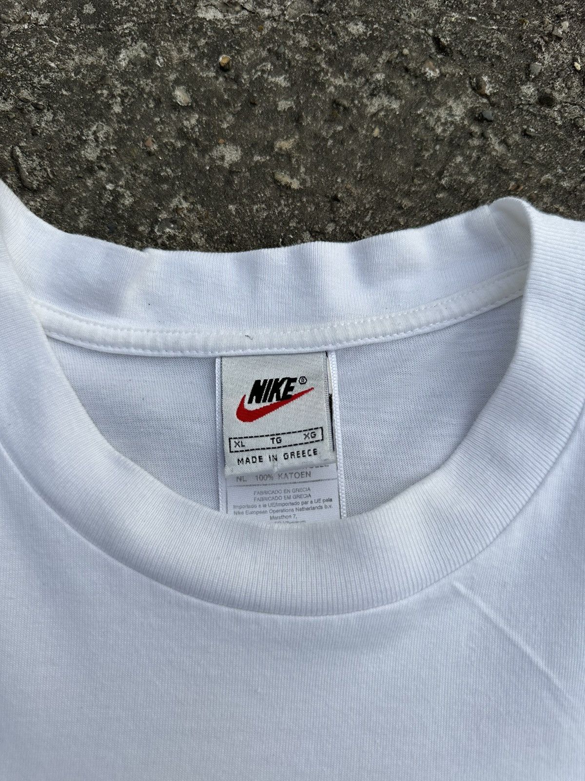 Nike Nike Vintage T-Shirt Big Logo Size US XL / EU 56 / 4 - 9 Thumbnail