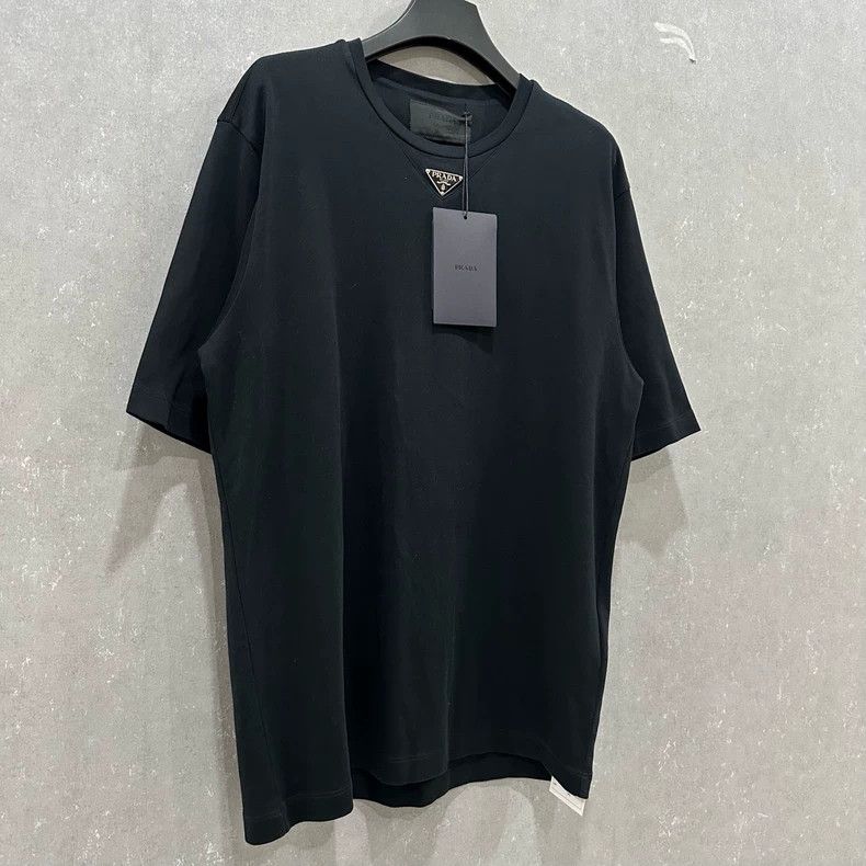 Prada Prada Triangle standard short sleeve black Size US S / EU 44-46 / 1 - 3 Thumbnail