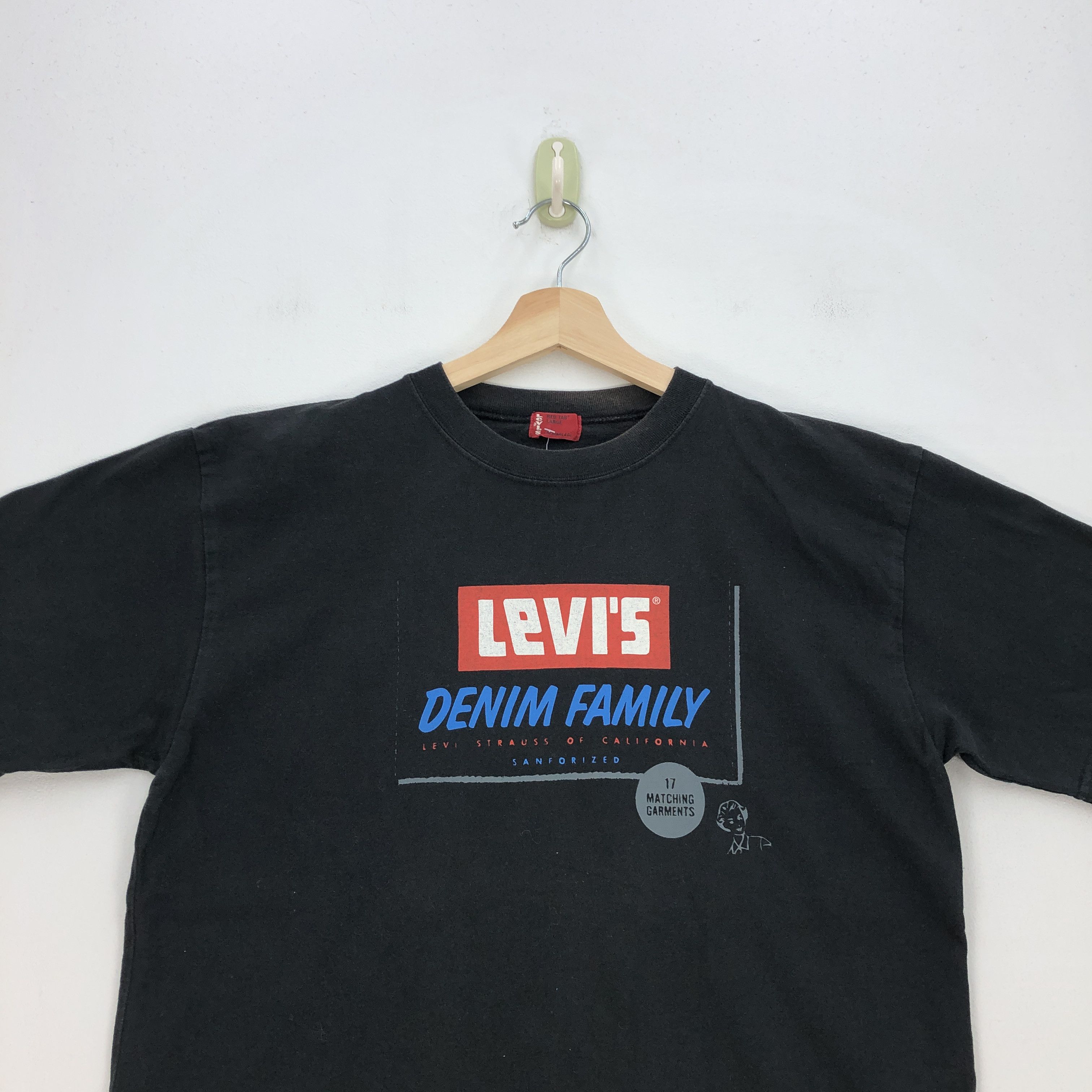 Levi's Vintage Y2K Levis T Shirt Levis Red Tab Crewneck Tees Size US M / EU 48-50 / 2 - 2 Thumbnail