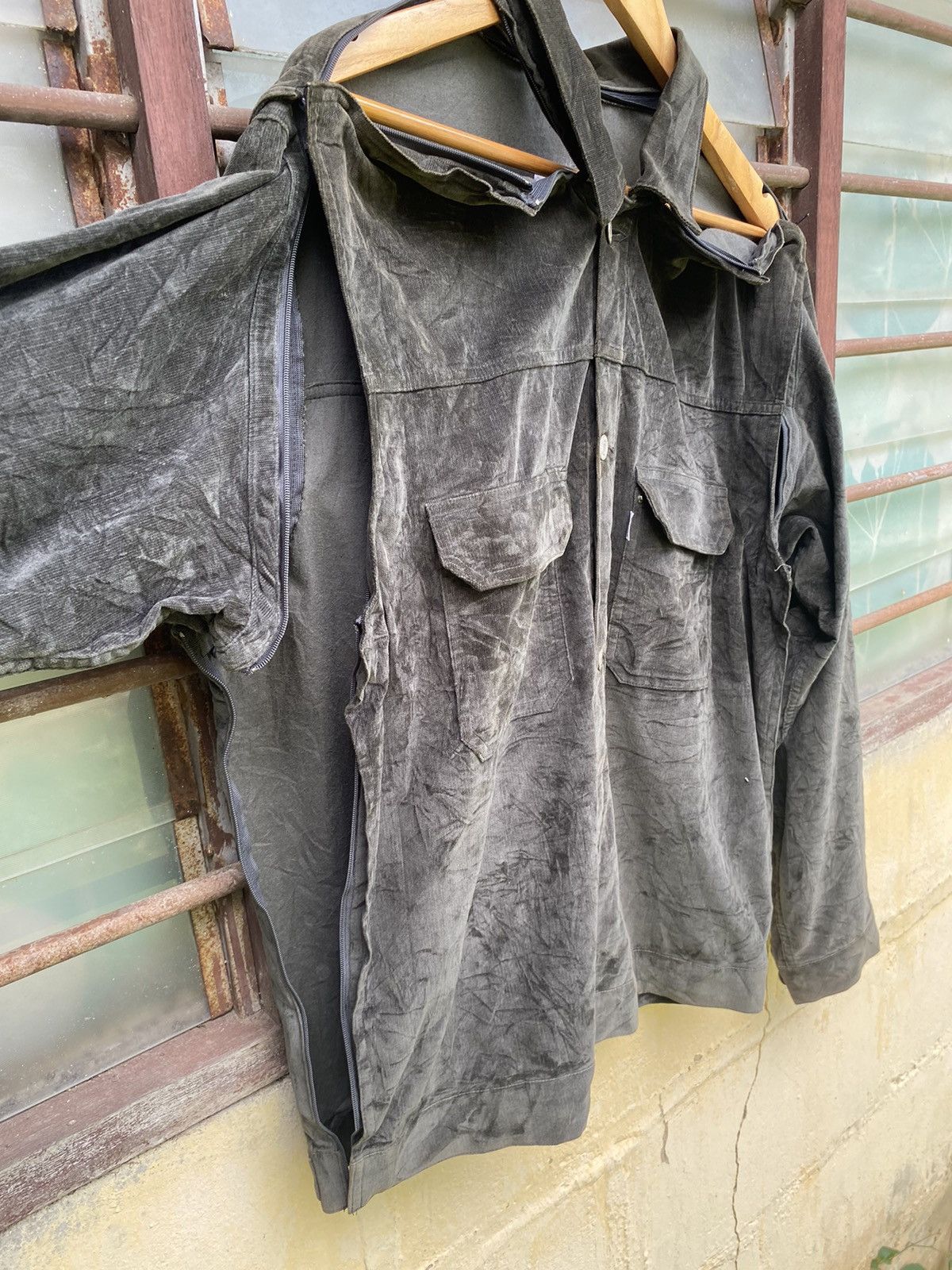 Undercover Undercover Jun Takahashi 98/99 Winter Detachable Small Parts Size US L / EU 52-54 / 3 - 13 Thumbnail