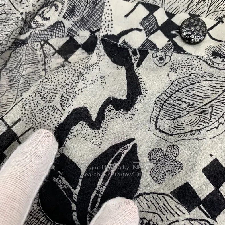 Chanel Chanel Gray camelia graffiti printed silk lapel long-sleev Size XS / US 0-2 / IT 36-38 - 9 Thumbnail