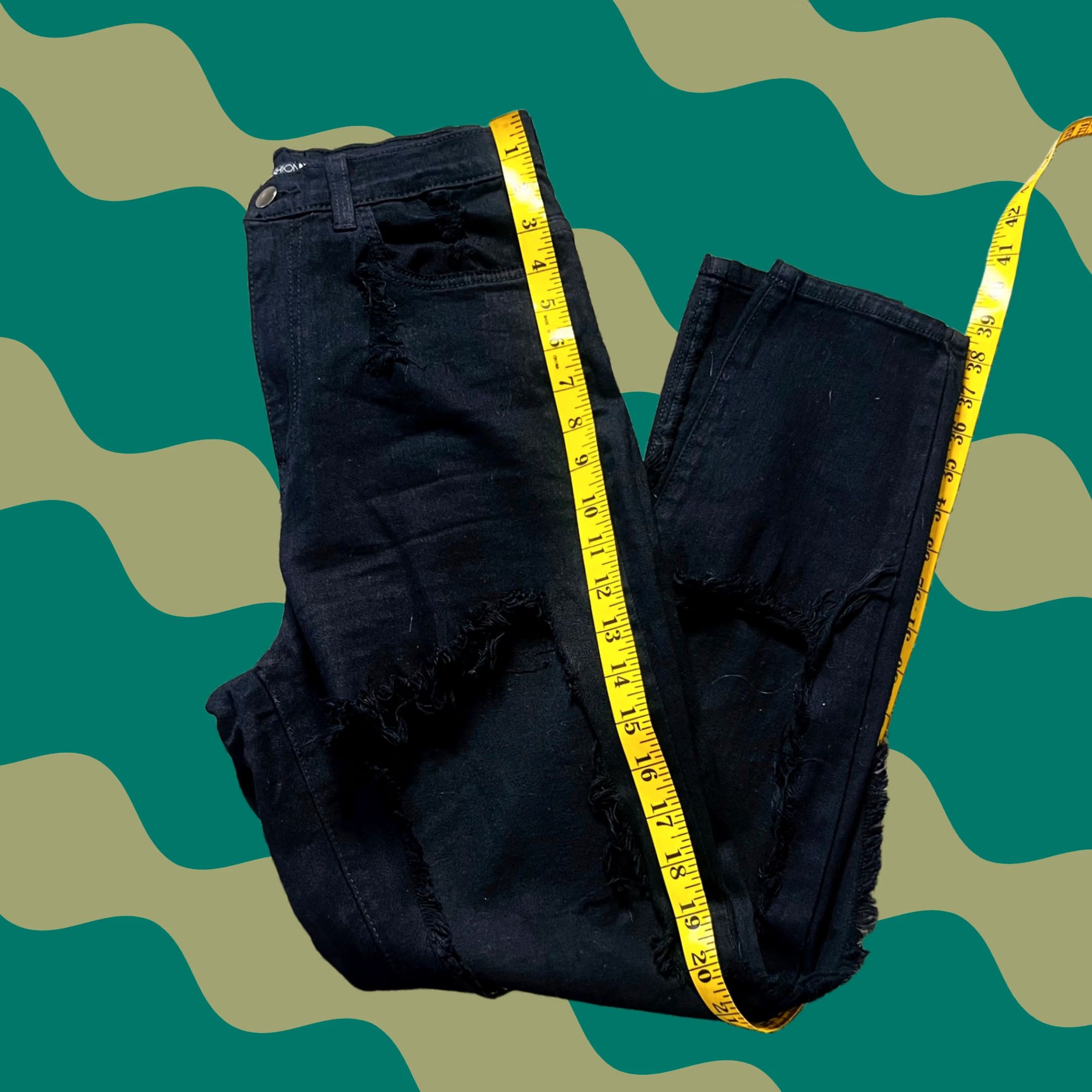 Fashion Nova Fashion Nova Black Skinny Jeans Full Leg Slit SZ 9 Womens Jeans Size 30" / US 8 / IT 44 - 1 Thumbnail