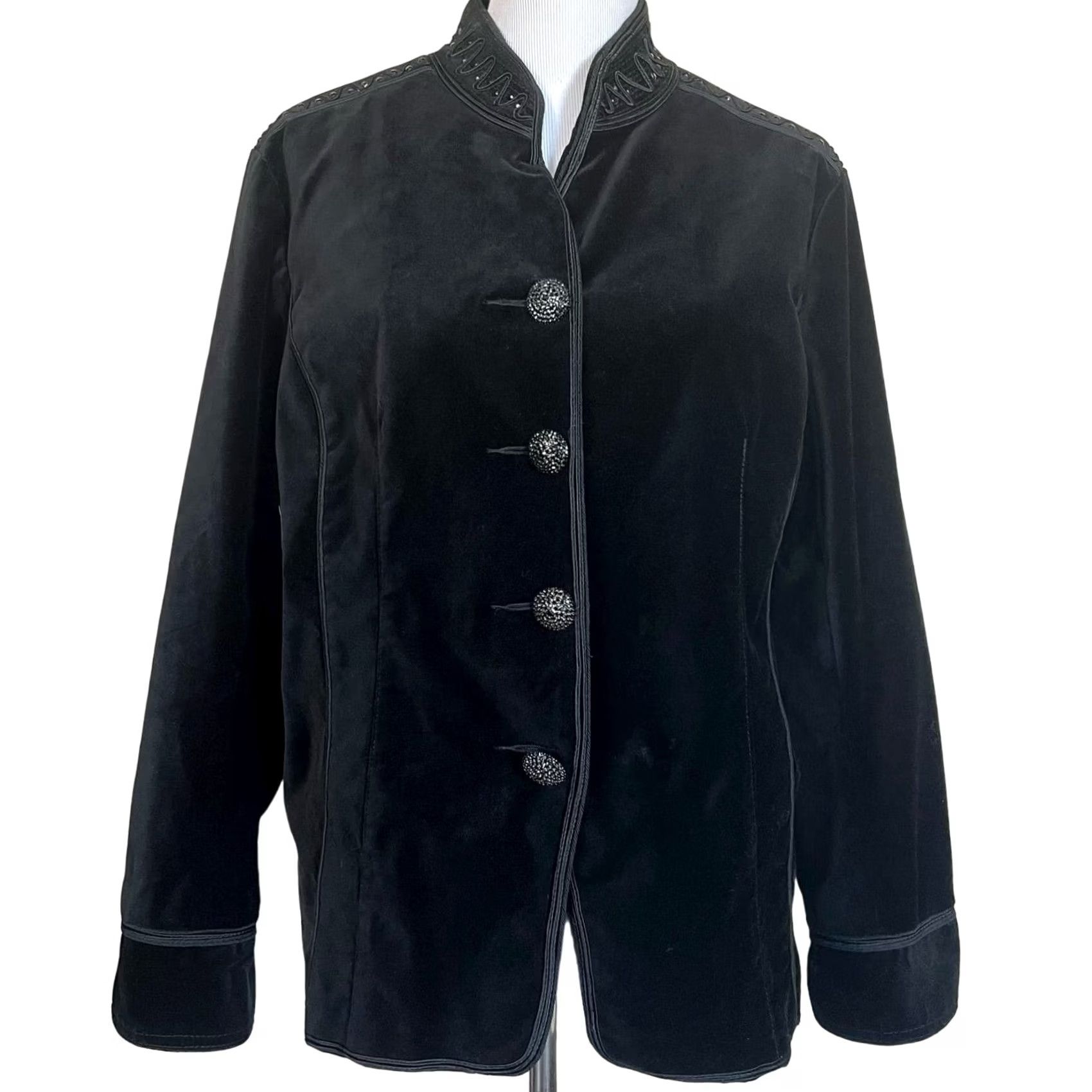 Velvet Reba Velvet Jacket Blazer Black Embellished Details Mandarin Collar Women’s 1X Blazer Plus 1X Womens Velvet Jacket Size XL / US 12-14 / IT 48-50 - 2 Thumbnail