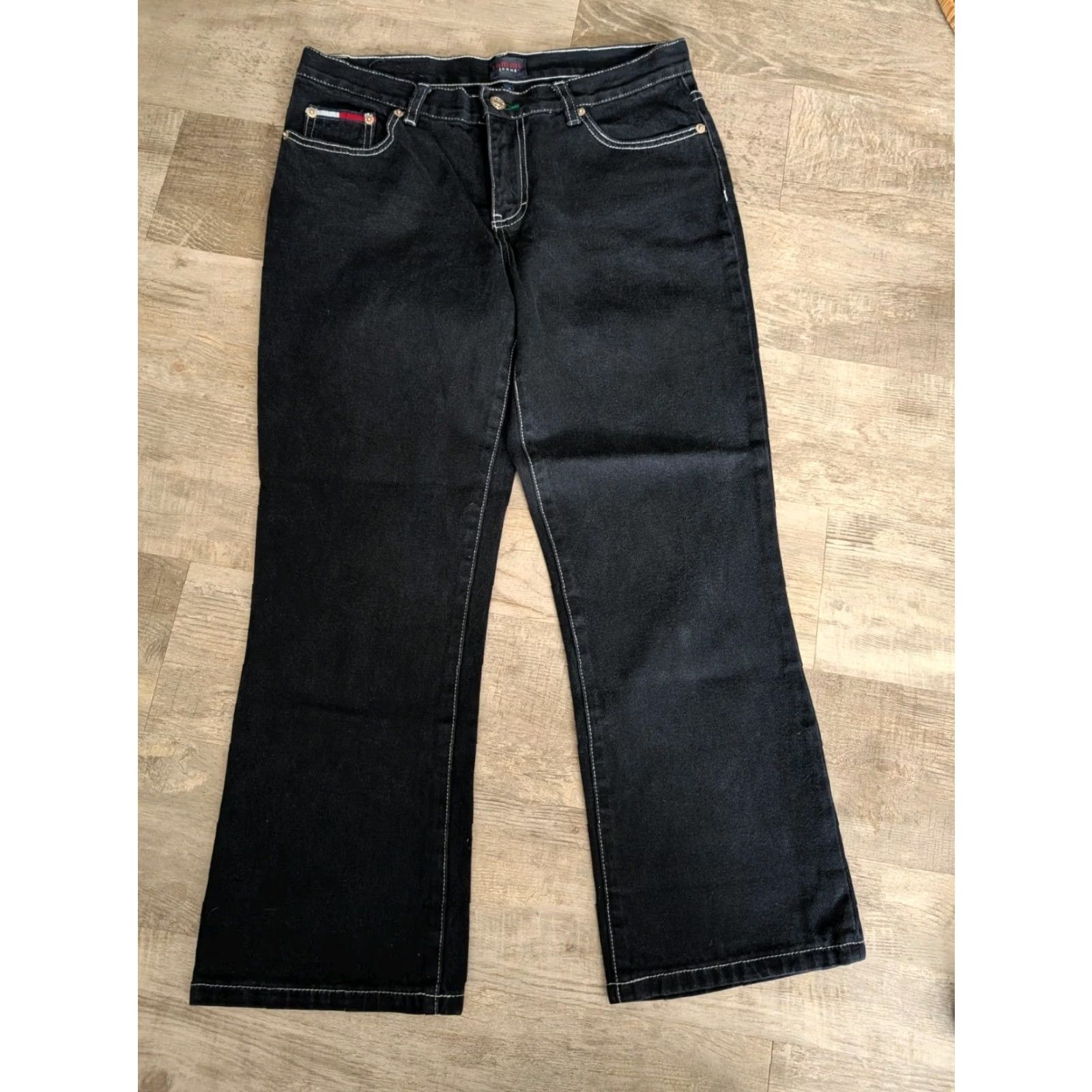 Tommy Hilfiger VINTAGE Tommy Hilfiger Capris Women Pedal Pushers Denim Dark Wash 25 Inseam Size 9 Black Flag Badge 2000s Mens? Womens Size 30" / US 8 / IT 44 - 5 Thumbnail