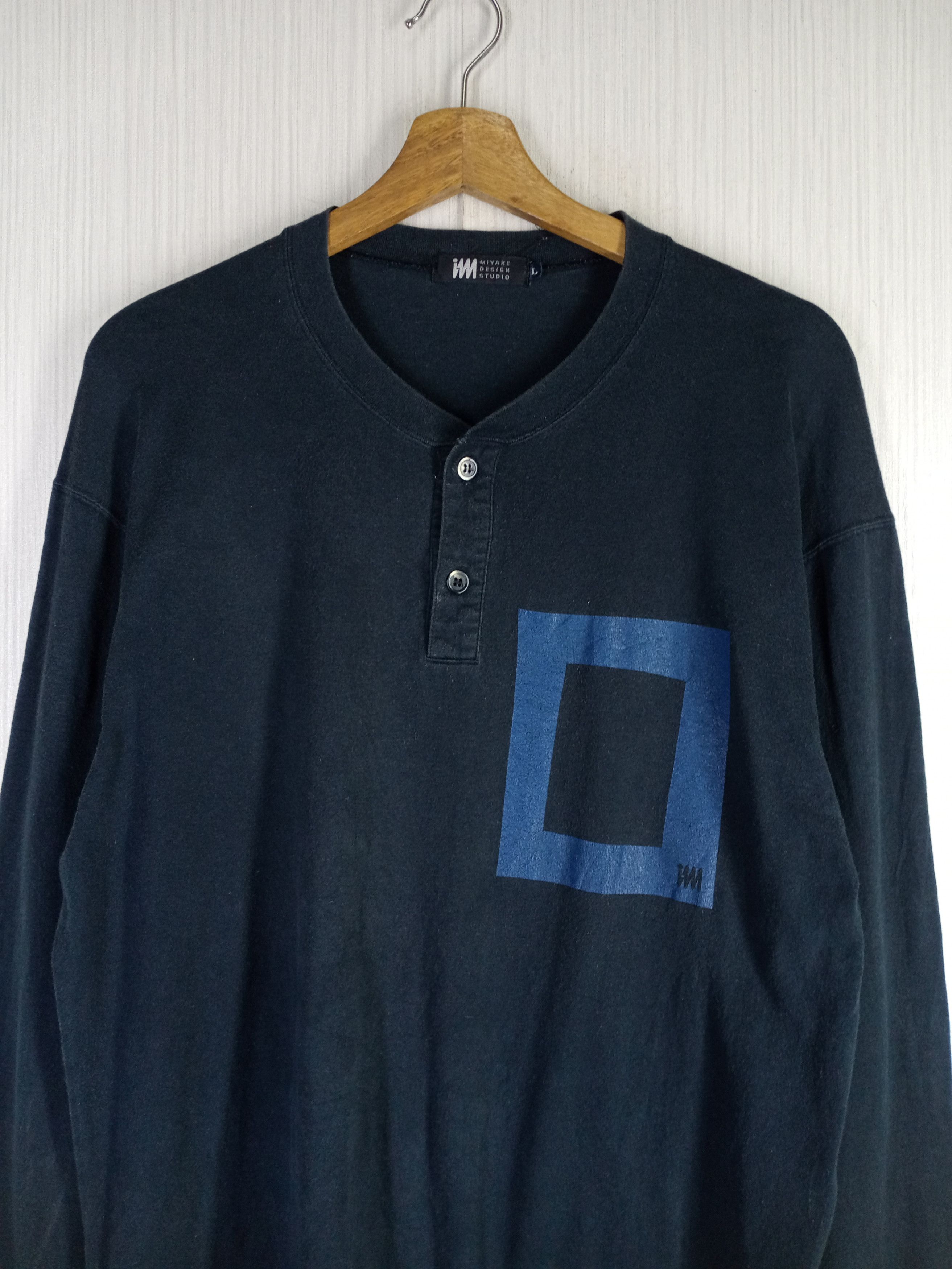 Issey Miyake Vintage 90s Issey Miyake Design Studio Long Sleeve Tee Size US L / EU 52-54 / 3 - 2 Thumbnail