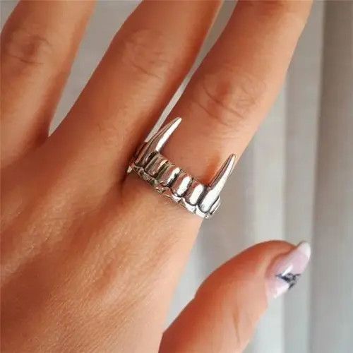Jewelry Gothic Punk Style Vampire Ring Size ONE SIZE - 1 Thumbnail