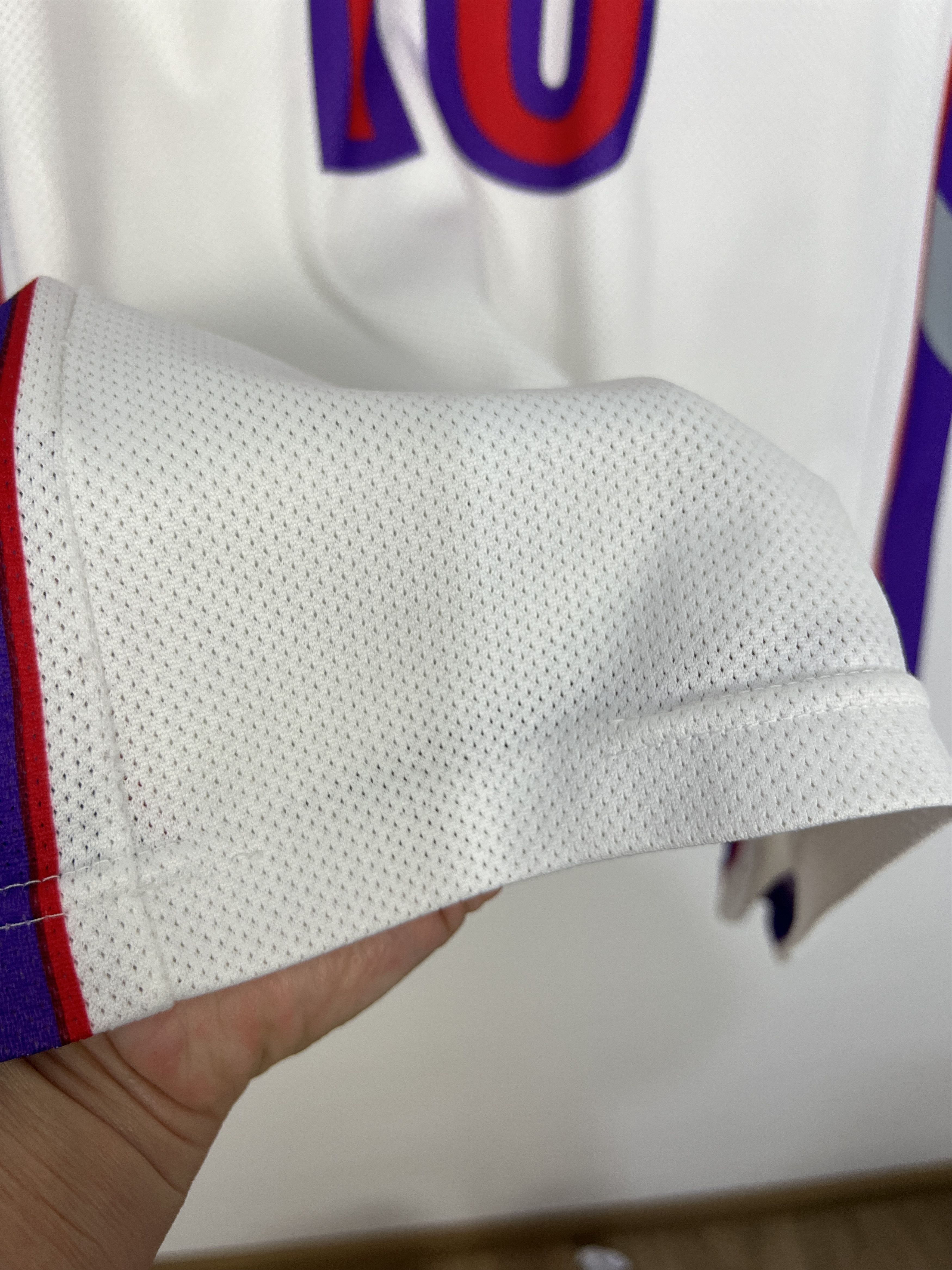 Champion Vintage 90's Champion Toronto Raptors Carter NBA Jersey Size US M / EU 48-50 / 2 - 13 Thumbnail