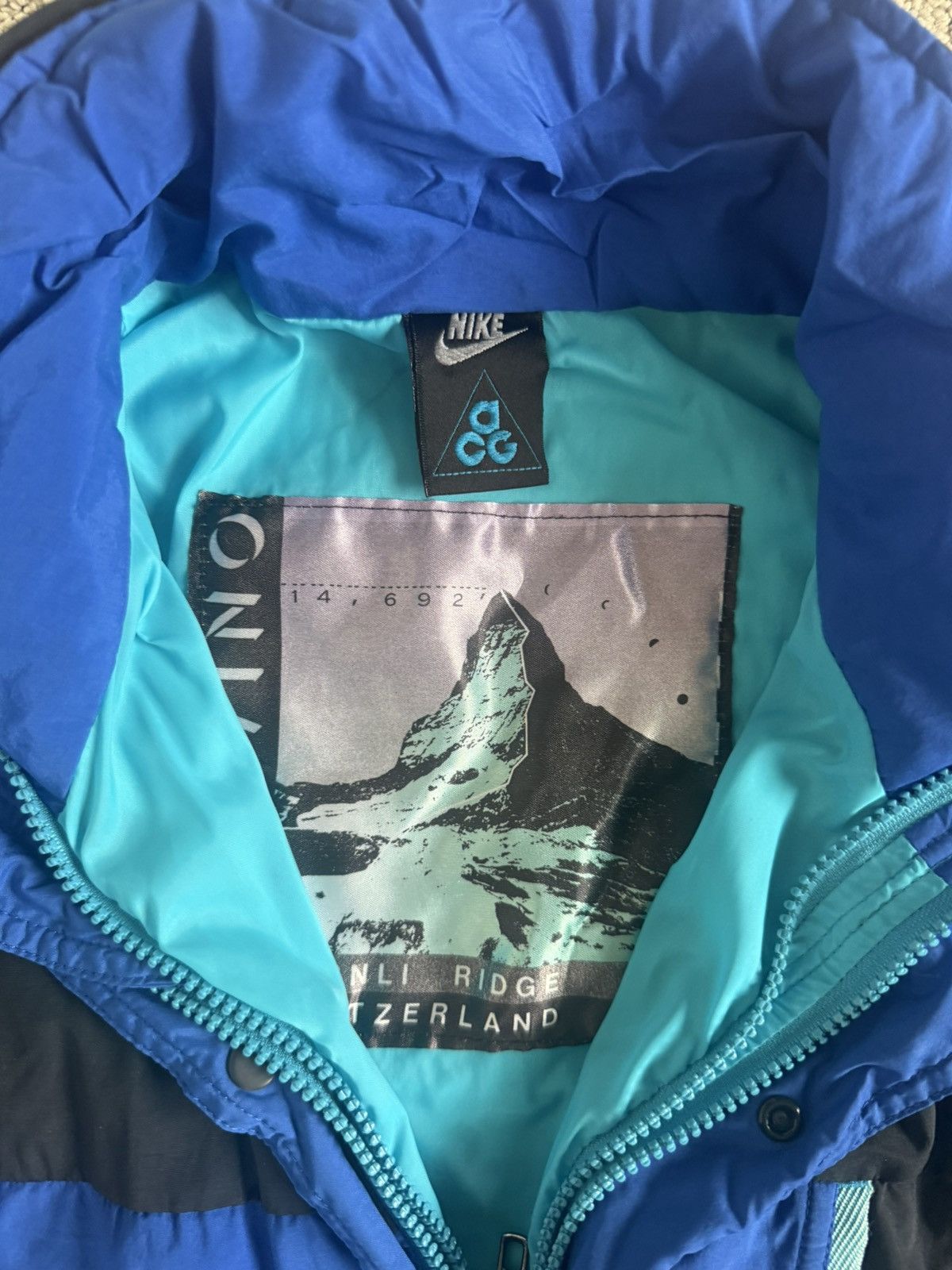 Nike × Nike ACG 90s NIKE ACG Switzerland Edition Ski Jacket Size US M / EU 48-50 / 2 - 6 Thumbnail