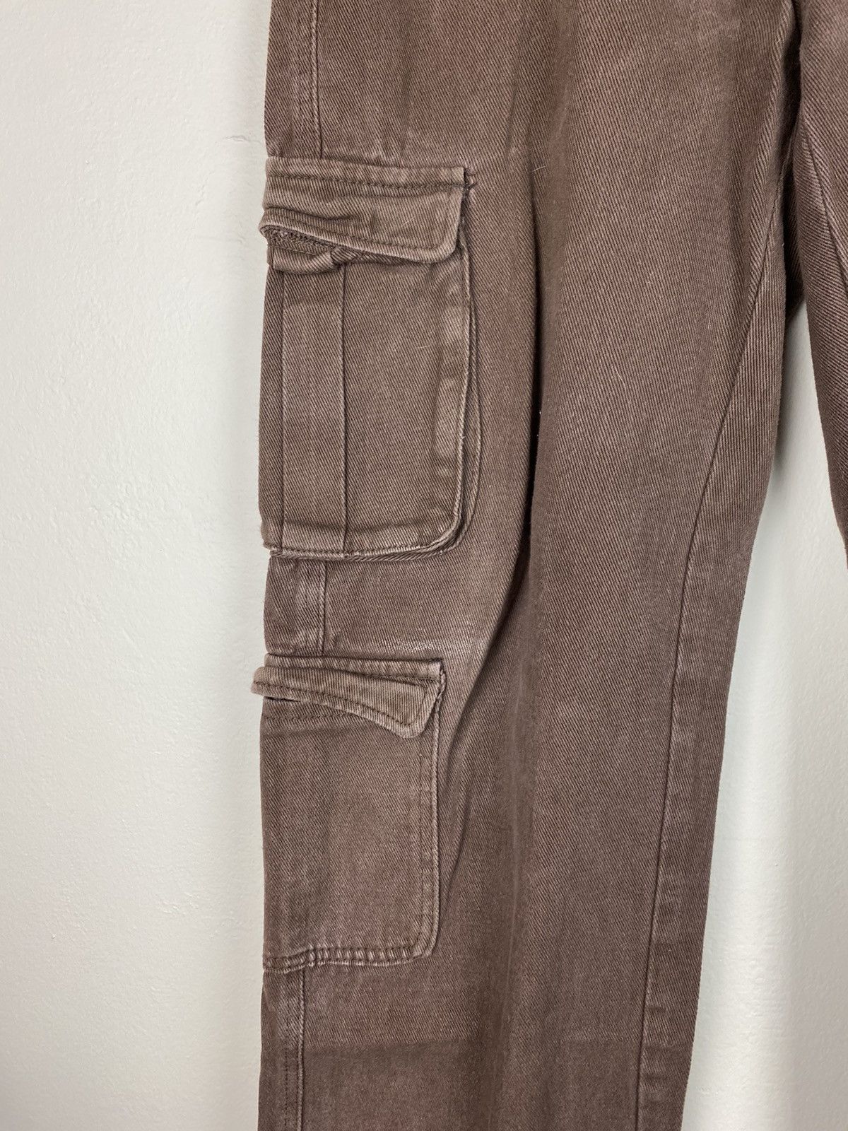 Japanese Brand Crazy Vintage Brown Multi Pocket Cargo Pants Baggy Y2k rare Size US 32 / EU 48 - 4 Thumbnail