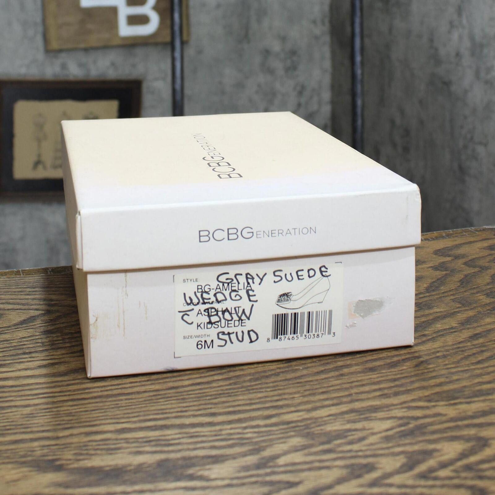 BCBGeneration BCBGeneration Suede Bow Wedge Heels 1673d196985af3 Gray 6M Size US 6 / IT 36 - 6 Thumbnail