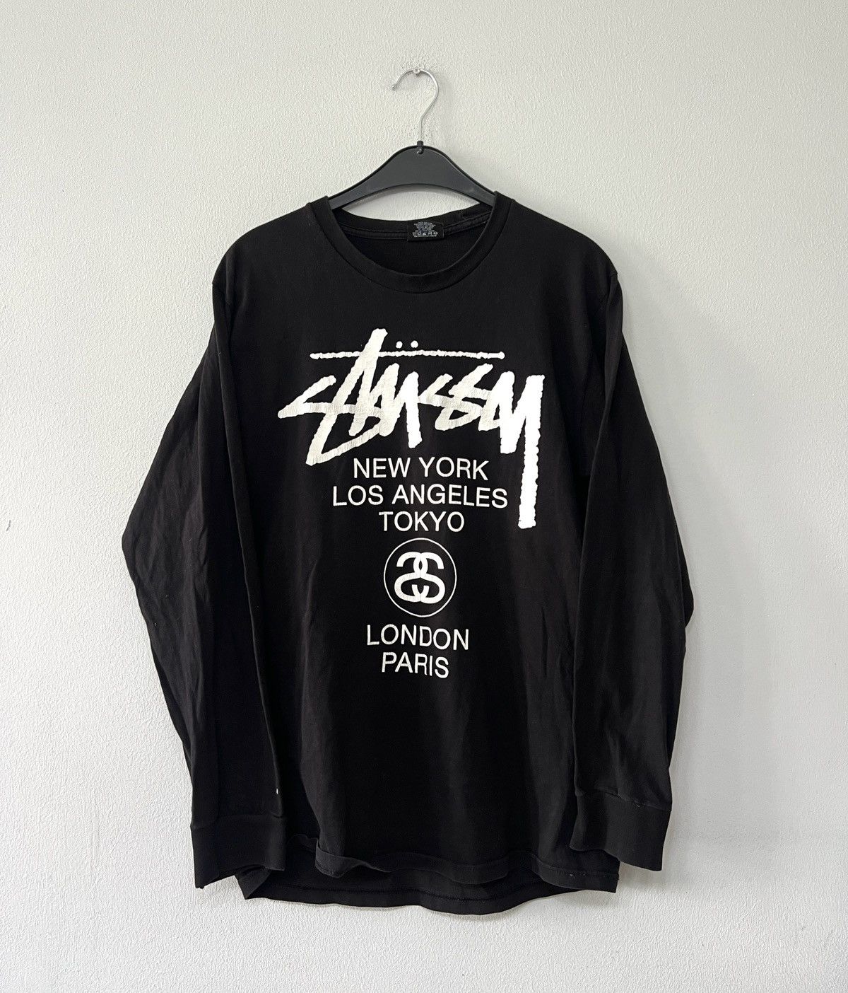 Stussy Stussy longsleeve world tour vintage longsleeve Size US M / EU 48-50 / 2 - 1 Thumbnail