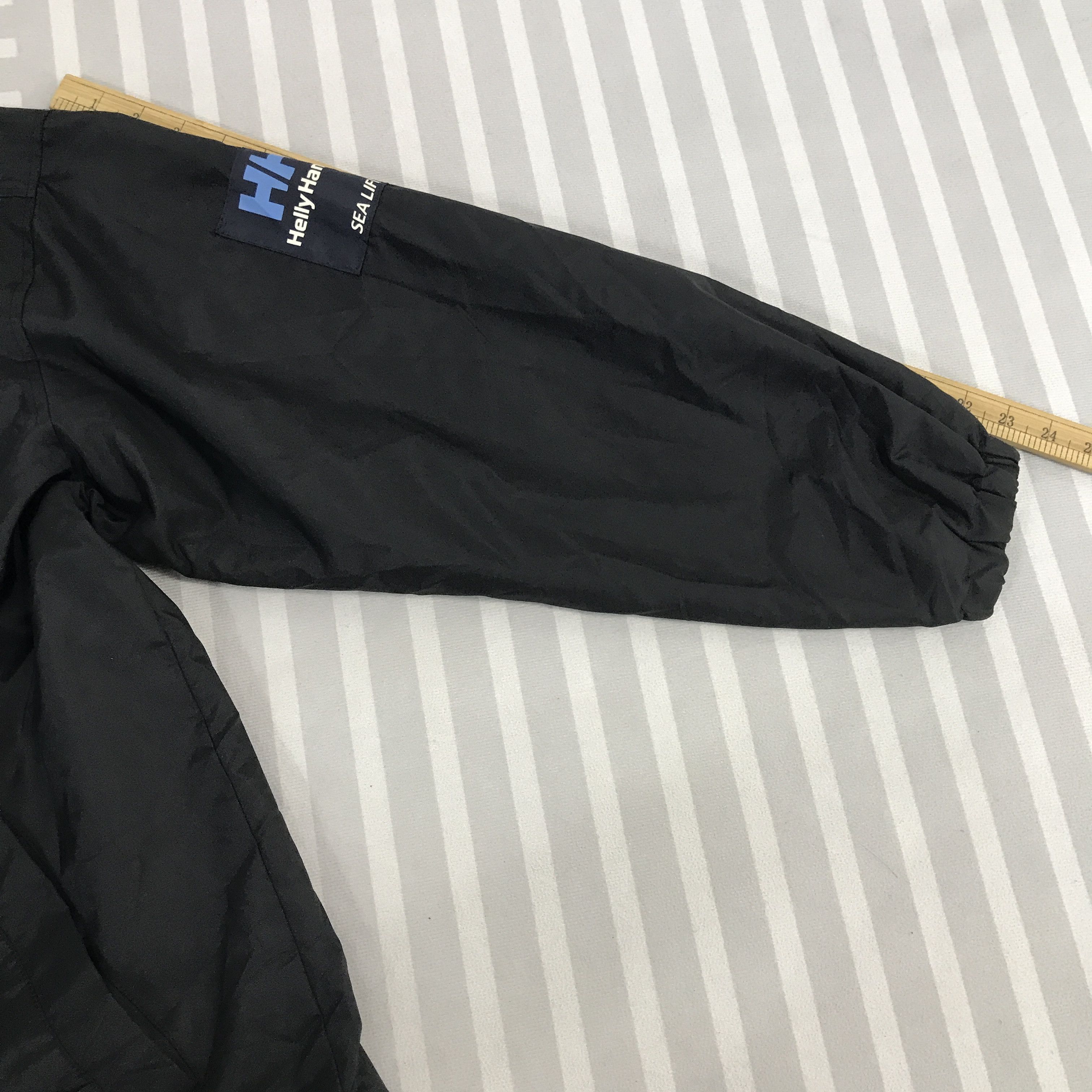 Helly Hansen × Vintage Vintage Helly Hansen Windbreaker Snap button Jacket Size US L / EU 52-54 / 3 - 6 Thumbnail