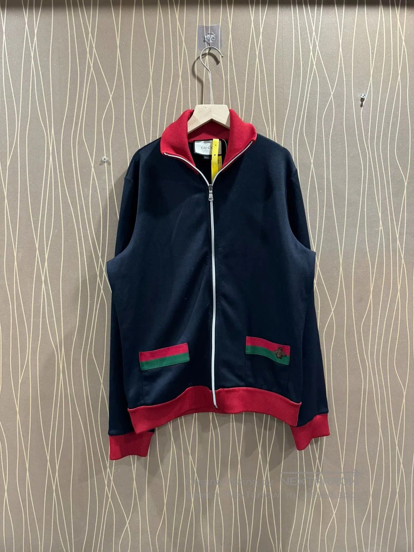 Gucci Gucci Blue Bee Jacket M. Size US M / EU 48-50 / 2 - 1 Thumbnail