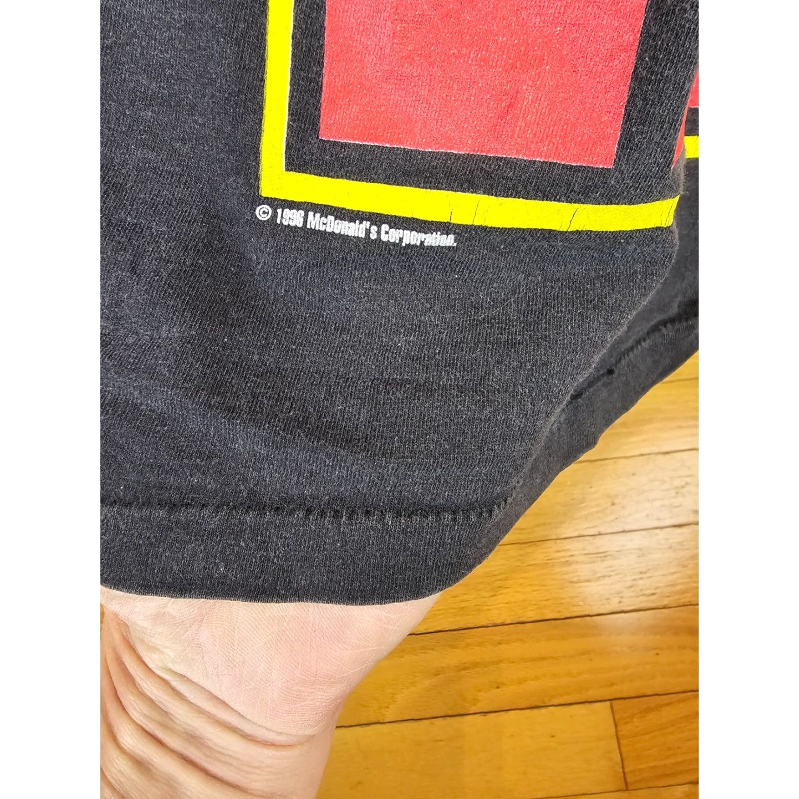 Vintage VINTAGE BILL ELLIOTT MCDONALD'S RACING TEAM BLACK T-SHIRT XL MEN Shirt T-Shirt XL Black Vintage 90s Grunge NASCAR USA Cookies Size US XL / EU 56 / 4 - 3 Thumbnail