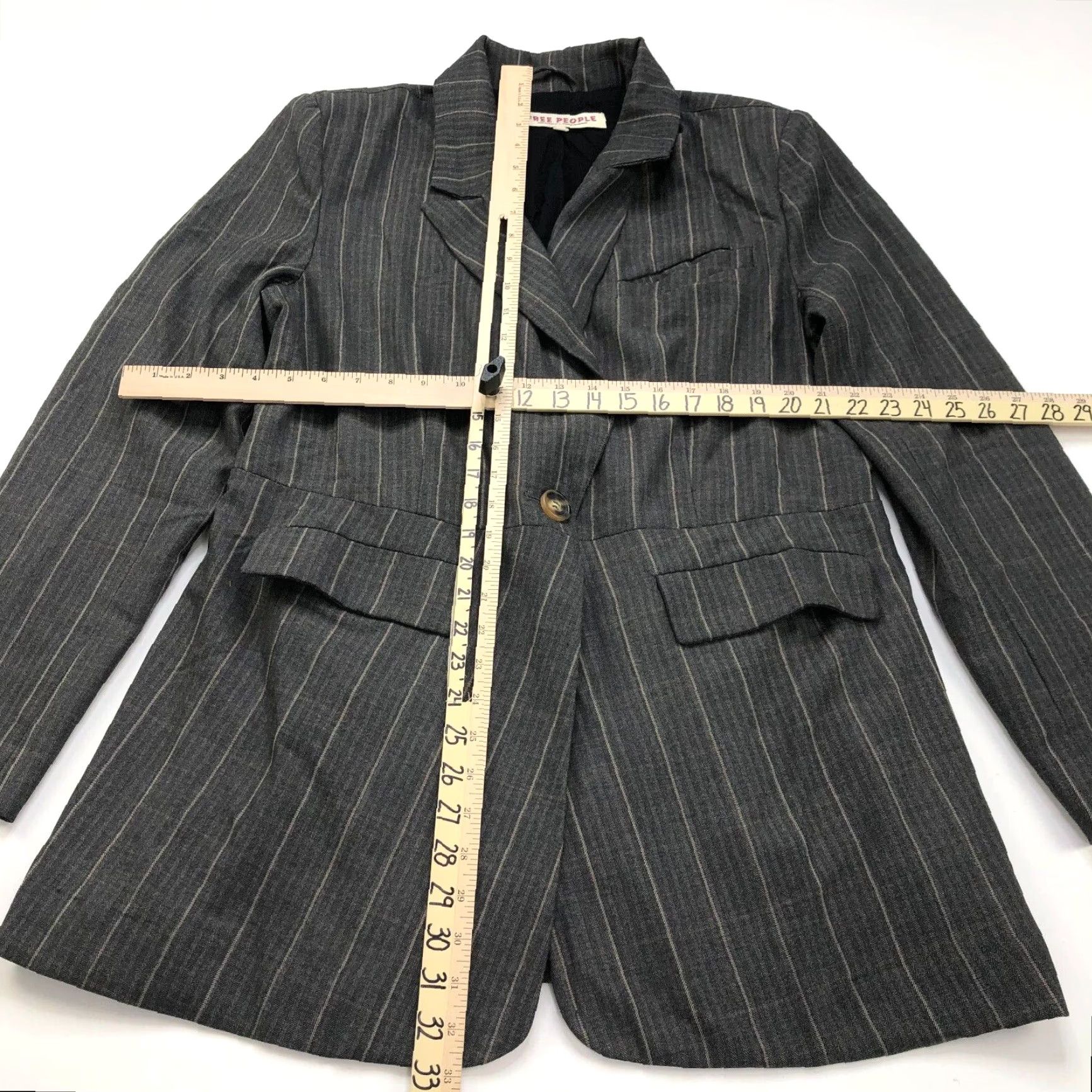 Free People Free People Blazer Shirt? Gray Striped Lined Wool Polyester One Button Jacket Women L Size Regular Size L / US 10 / IT 46 - 4 Thumbnail