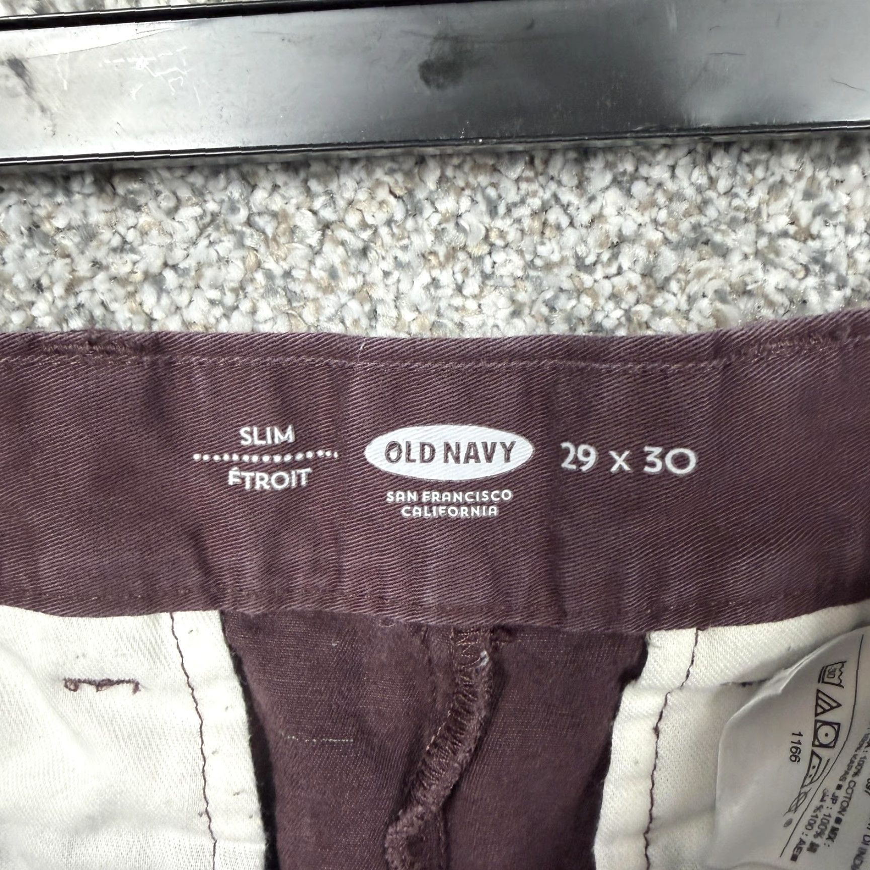 Old Navy Old Navy Chino Pants Mens 29x29 Maroon Slim Fit Utility Khaki Preppy Flat Front Size US 29 - 7 Thumbnail