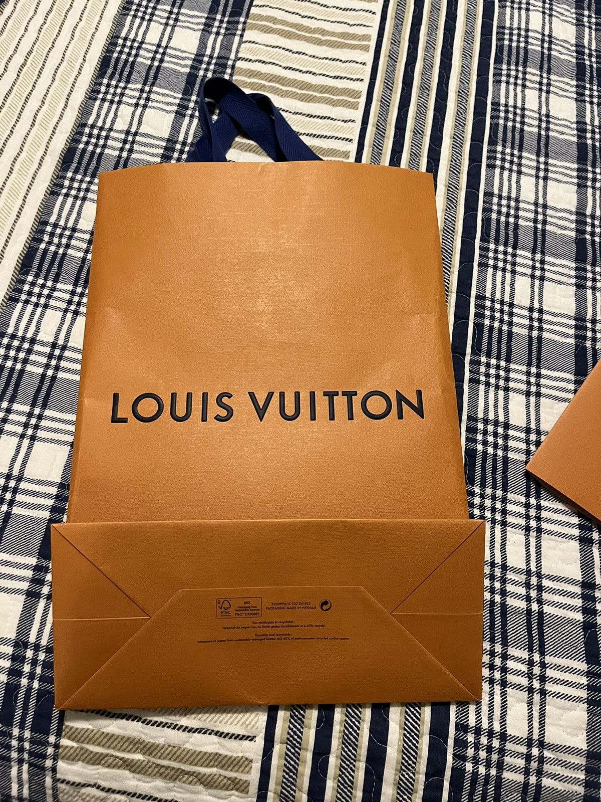 Louis Vuitton Louis Vuitton Shopper Bag, Authentic, Gently Used Size ONE SIZE - 1 Thumbnail