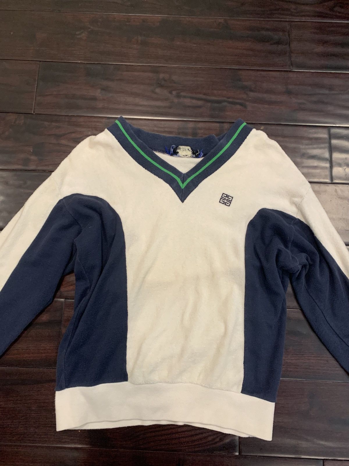 Givenchy vintage 70s Givenchy for chesa v neck Size US S / EU 44-46 / 1 - 2 Thumbnail