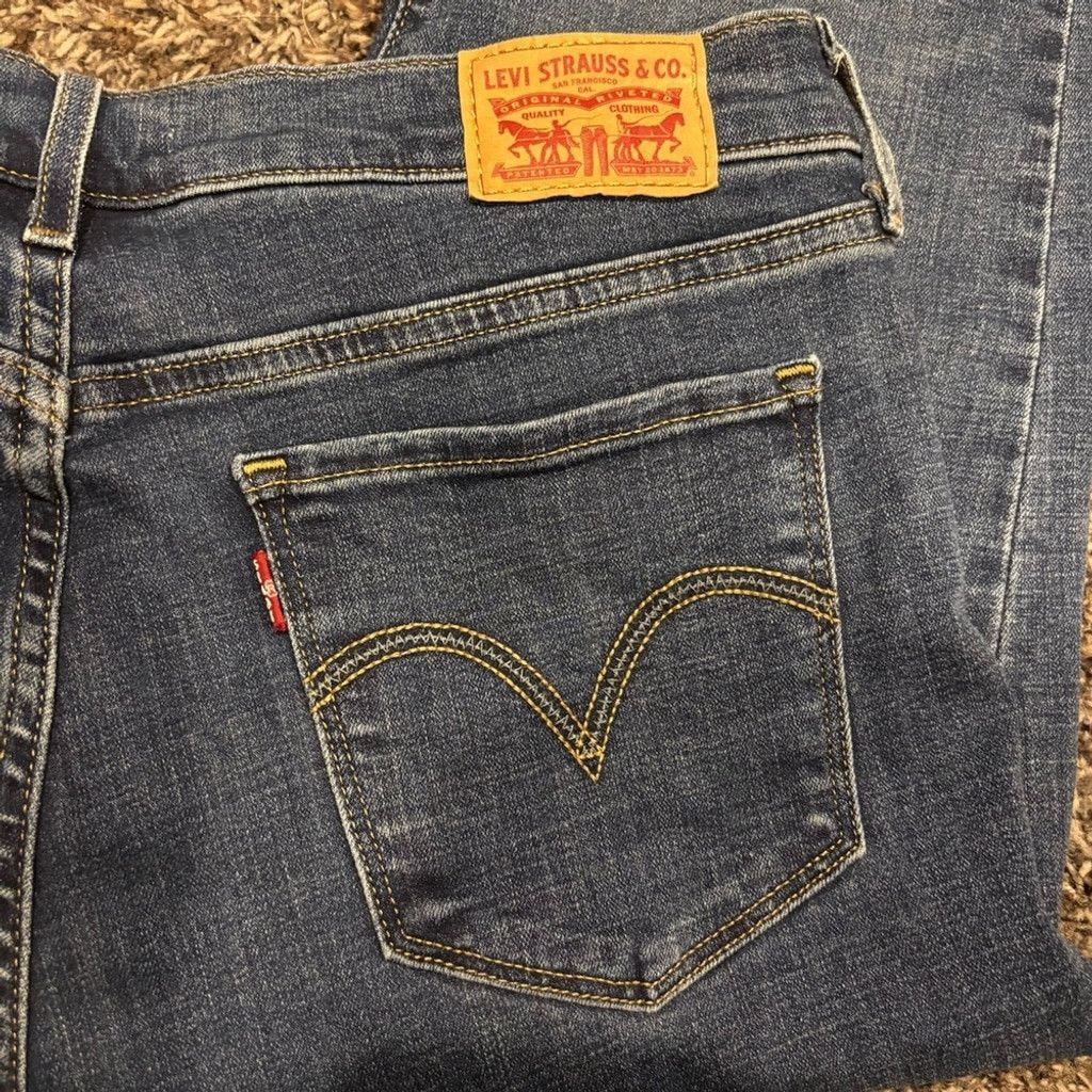 Levi's Women’s Levi’s Straight Jeans Size 29" - 2 Thumbnail