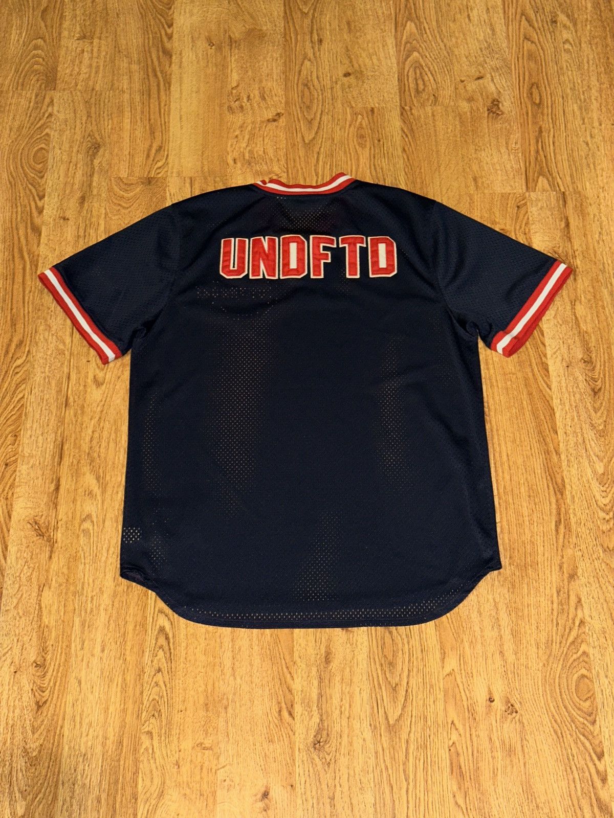 Undefeated UNDEFEATED Cut Throat Spell Out Logo Jersey Medium Size US M / EU 48-50 / 2 - 6 Thumbnail