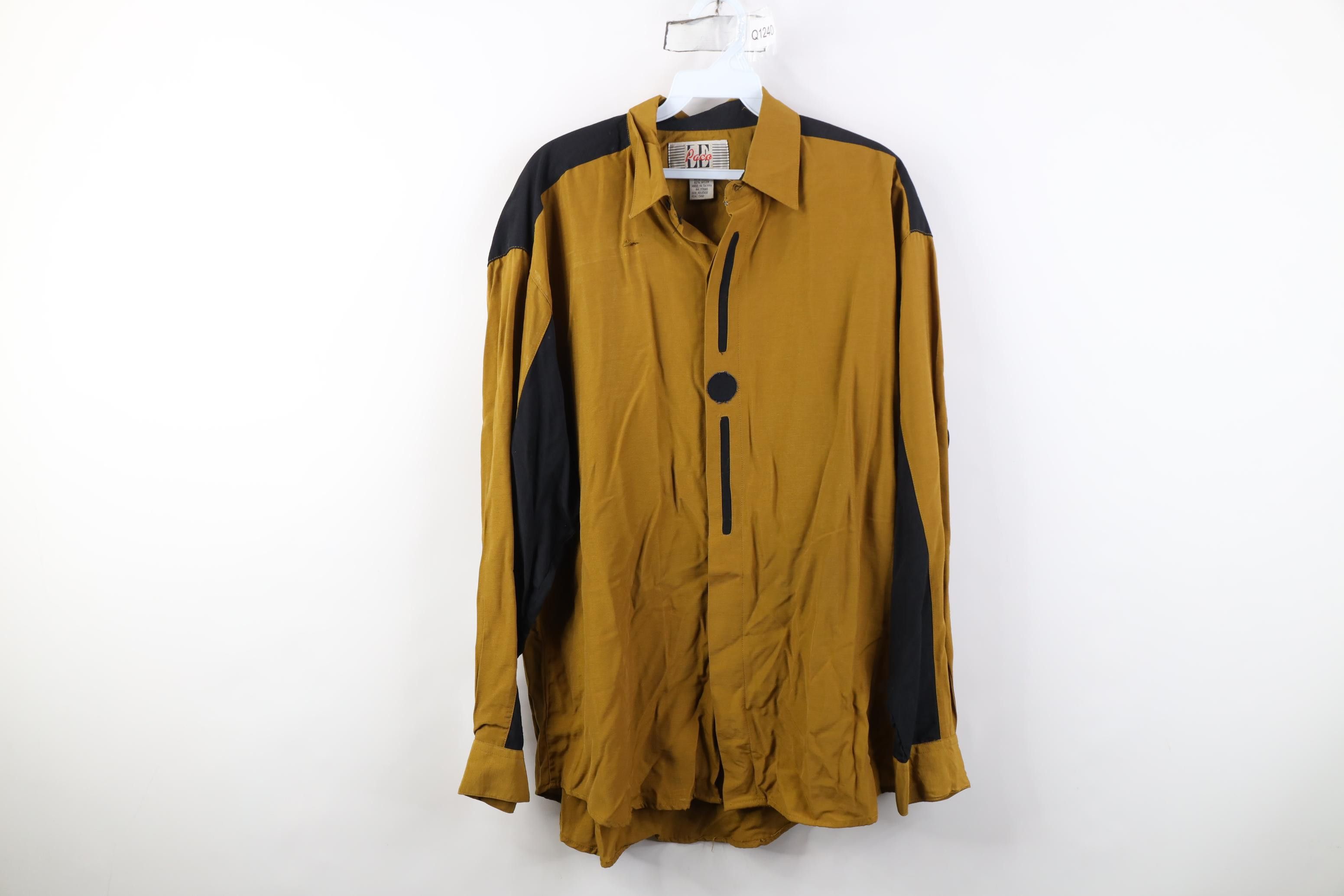 Vintage Vintage 90s Streetwear Rayon Gabardine Button Shirt Size US M / EU 48-50 / 2 - 1 Thumbnail