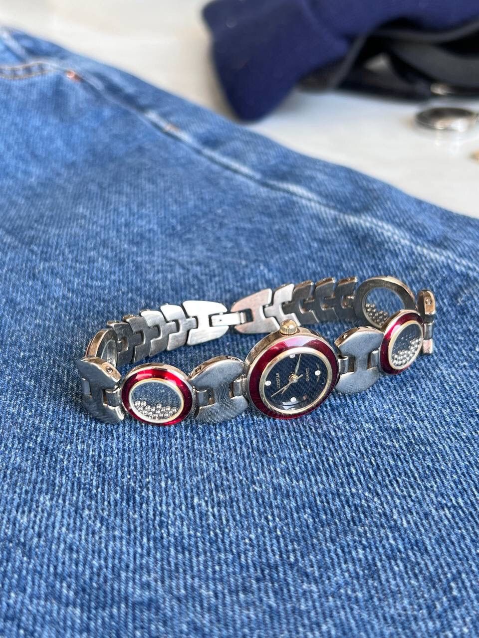 Japanese Brand × Vintage Vintage Japanese style futuristic Watch Chrome Red Blood 🩸 Size ONE SIZE - 4 Thumbnail