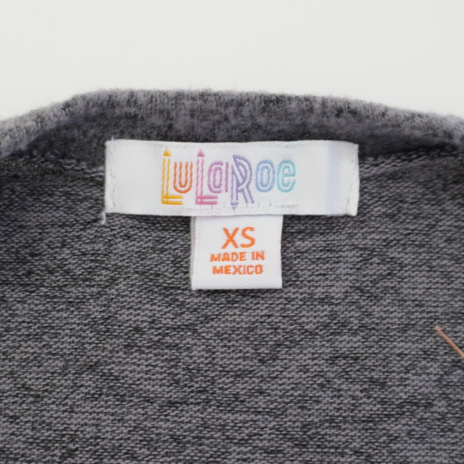 Designer NEW LuLaRoe Sarah XS Gray Cardigan W/ Pockets Long Sleeve Size XS / US 0-2 / IT 36-38 - 9 Thumbnail