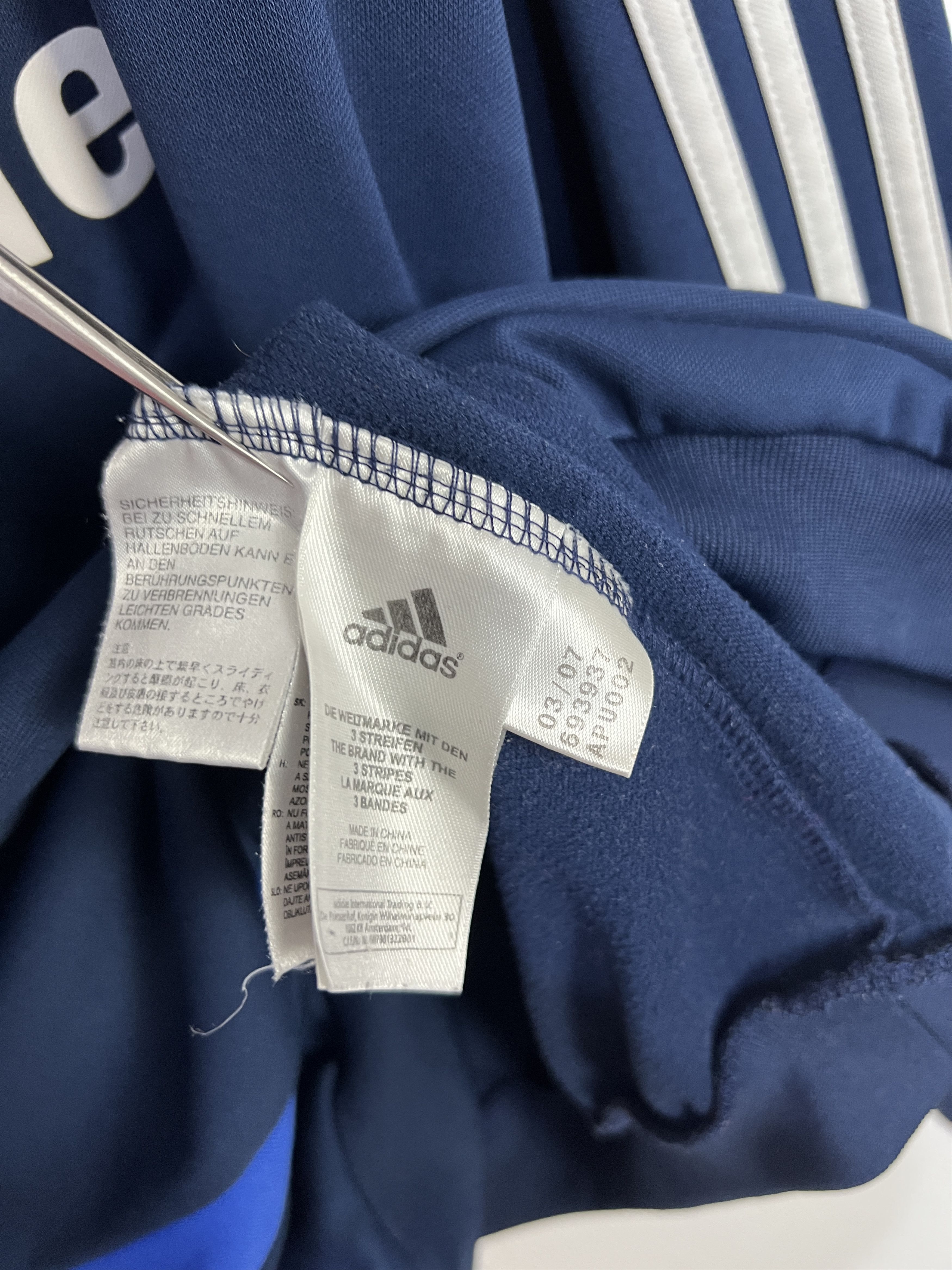 Adidas Vintage Adidas Chelsea Football Sweatshirt Soccer Blue Size US L / EU 52-54 / 3 - 10 Thumbnail