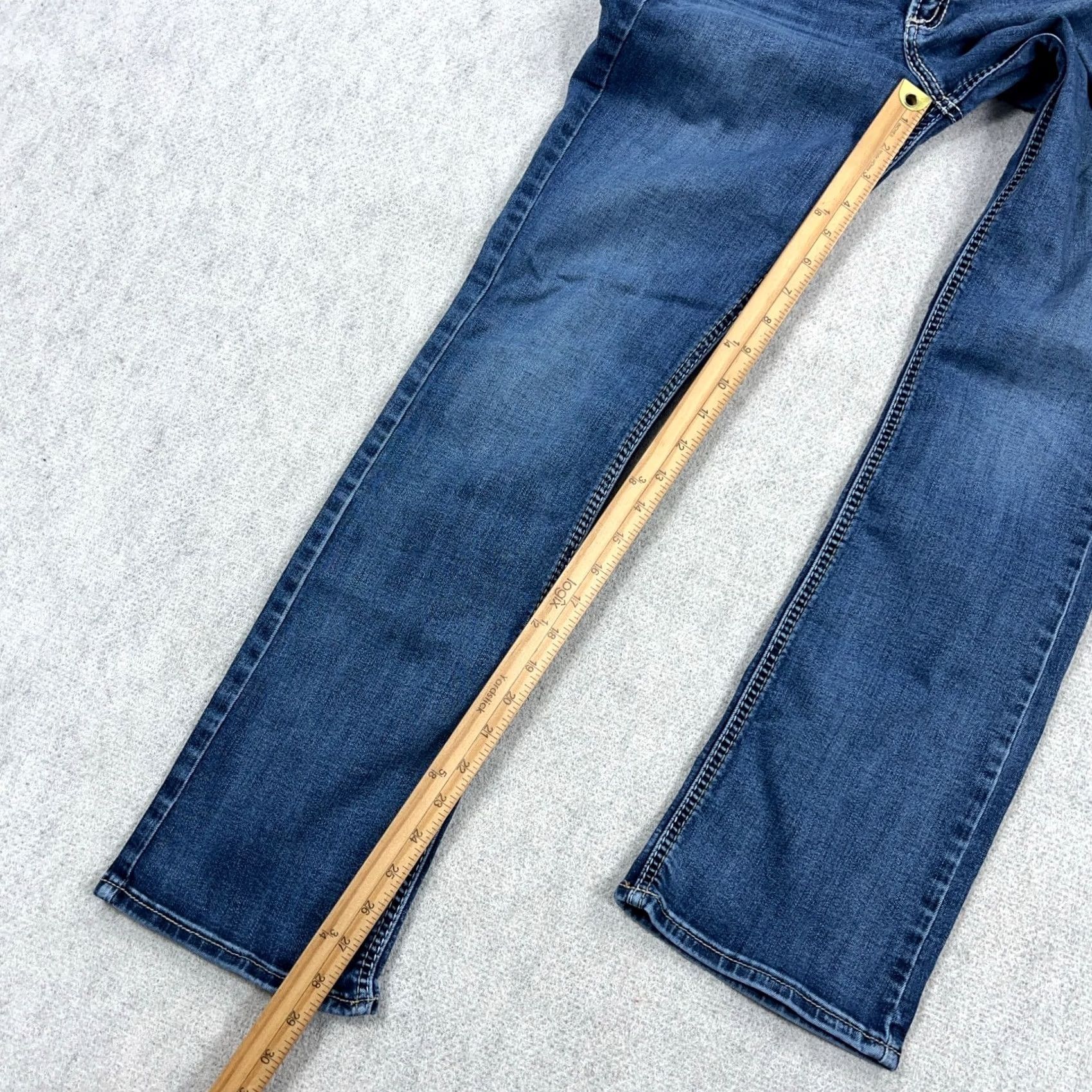 Silver Jeans Co. Silver Jeans Women 27x31 Suki Slim Fit Boot Cut Low Rise Med Wash Faded Flap Size 27" / US 4 / IT 40 - 7 Thumbnail